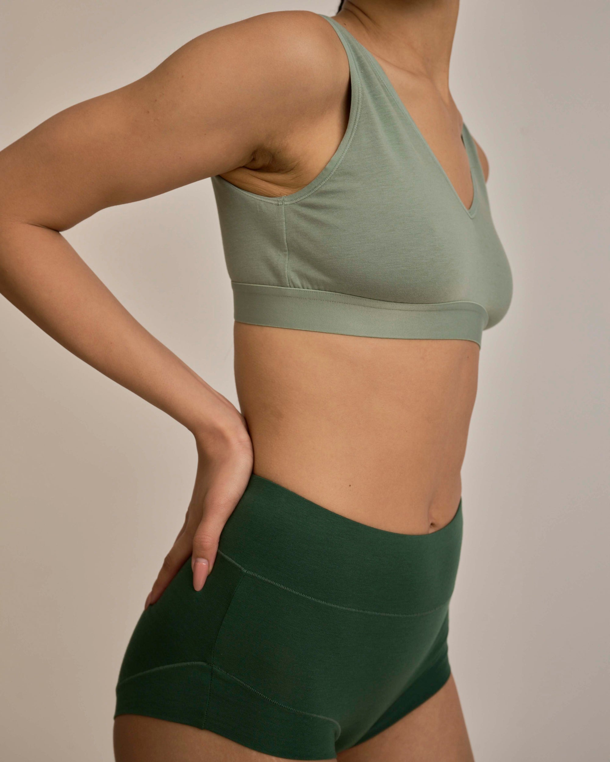 UltimateS Lounge Bra - Sage