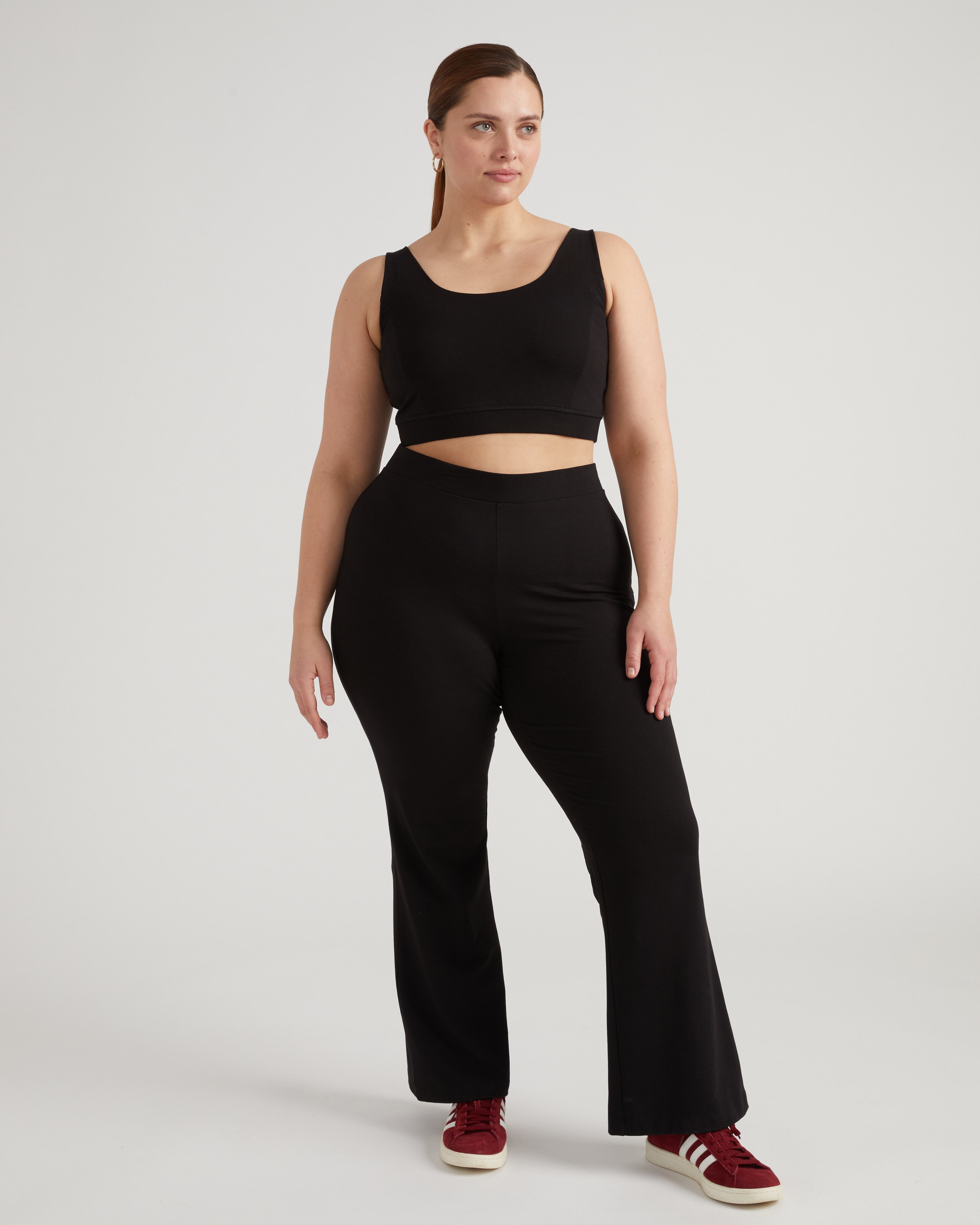 Flare_Roya_Black_USPA1857_001_