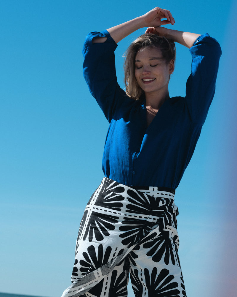 Avalon Linen Top - Ultramarine