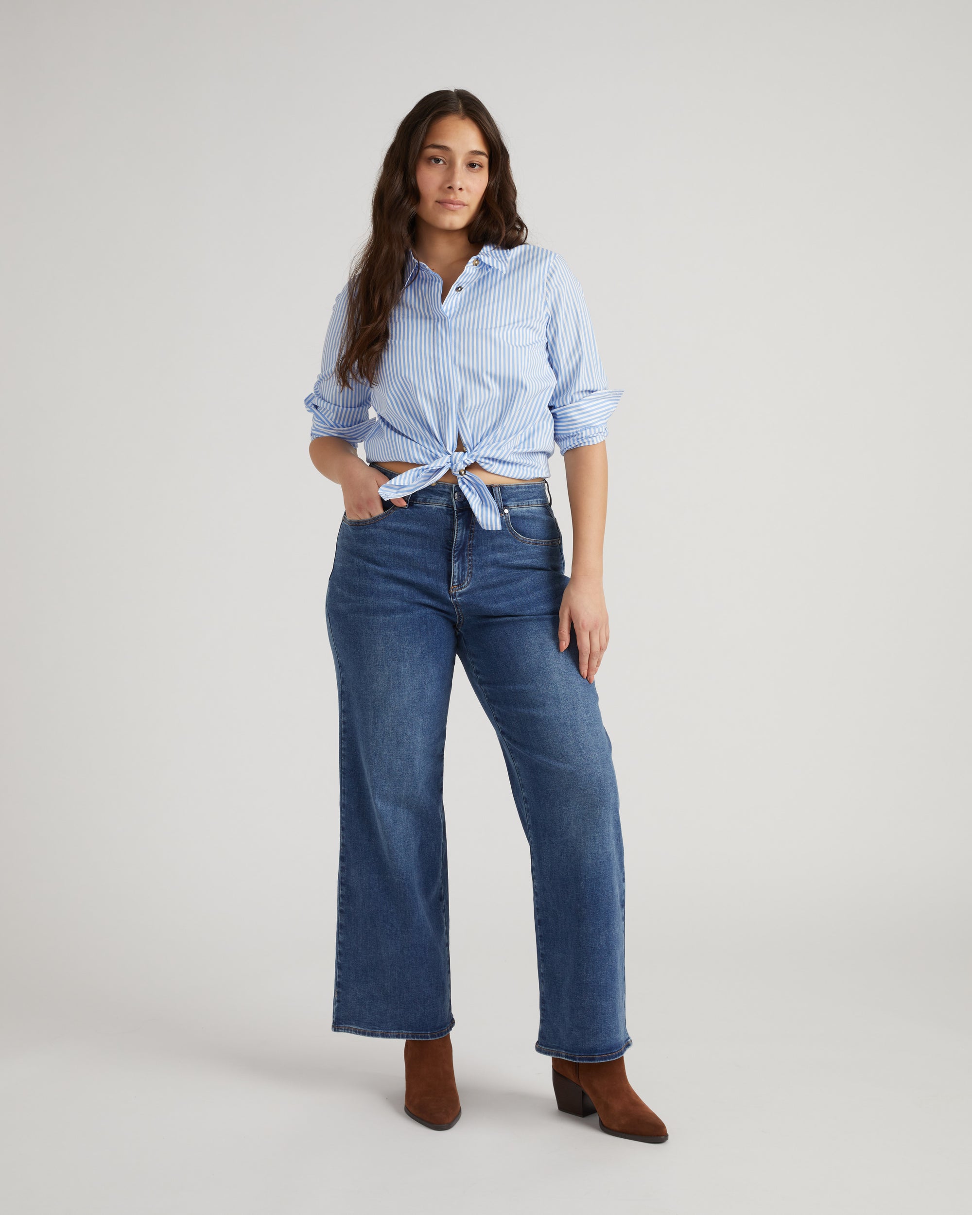 Roxy Relaxed Bootcut Jeans - Anzio Blue