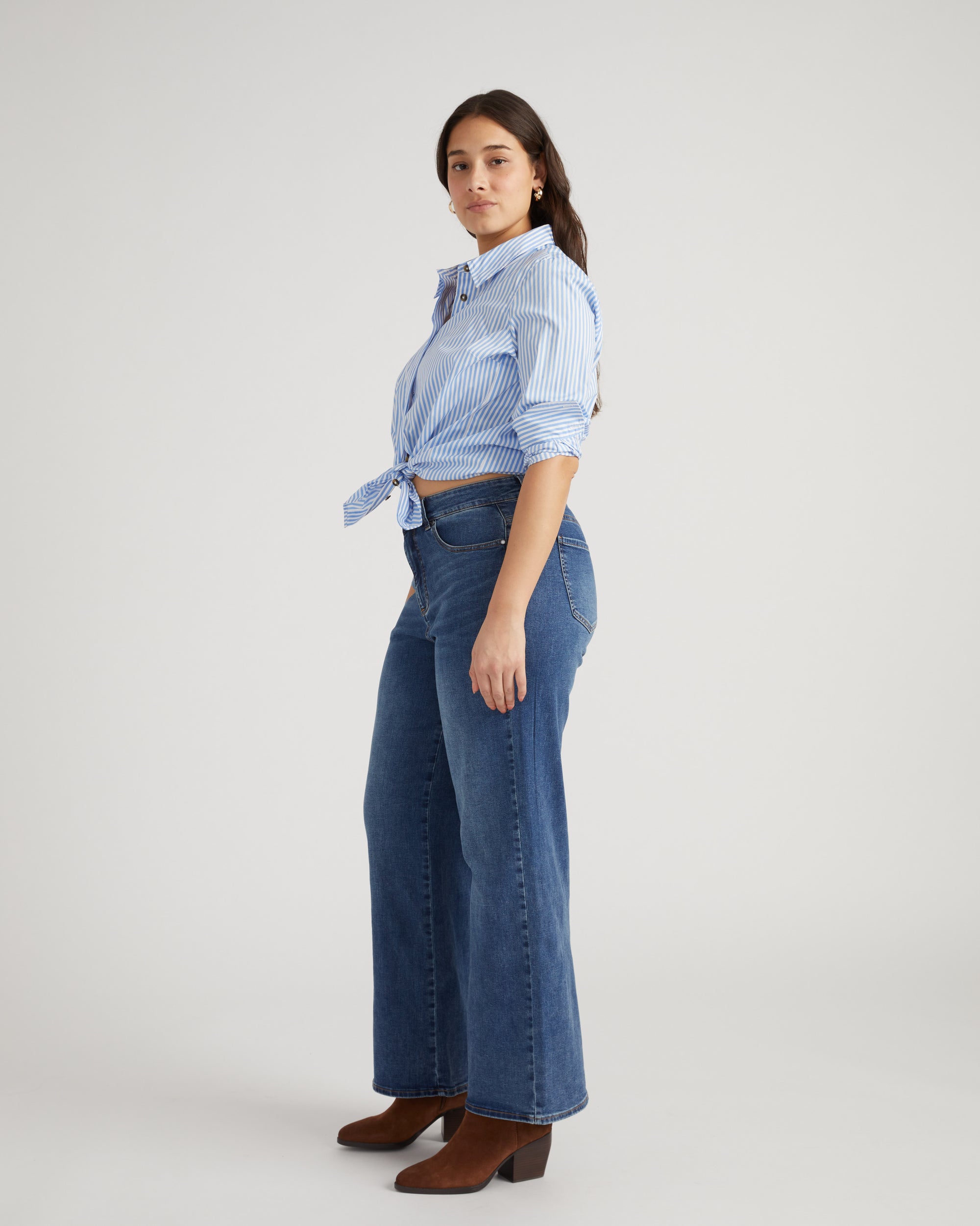 Roxy Relaxed Bootcut Jeans - Anzio Blue