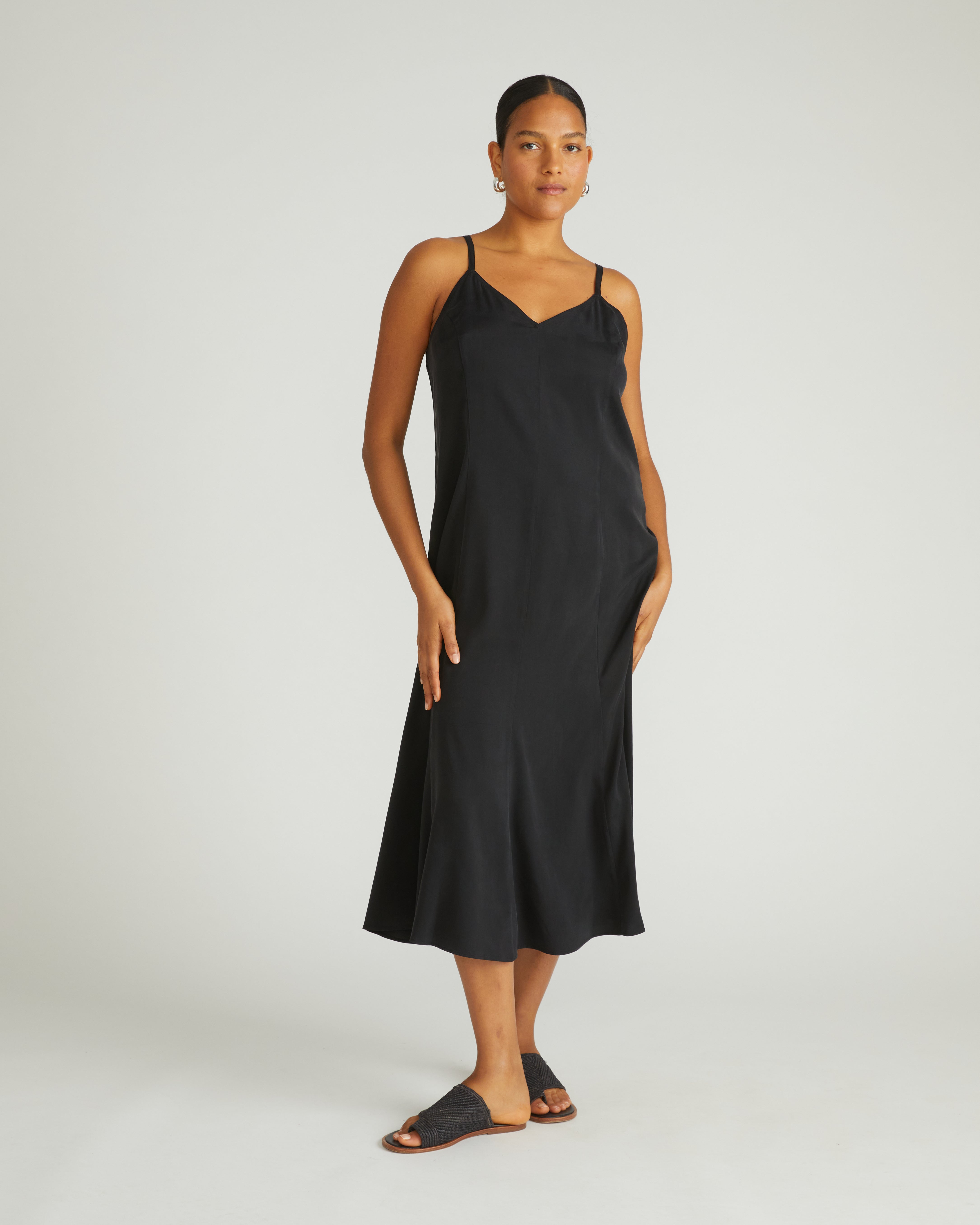 Amber Cooling Cupro Slip Dress - Black – Universal Standard