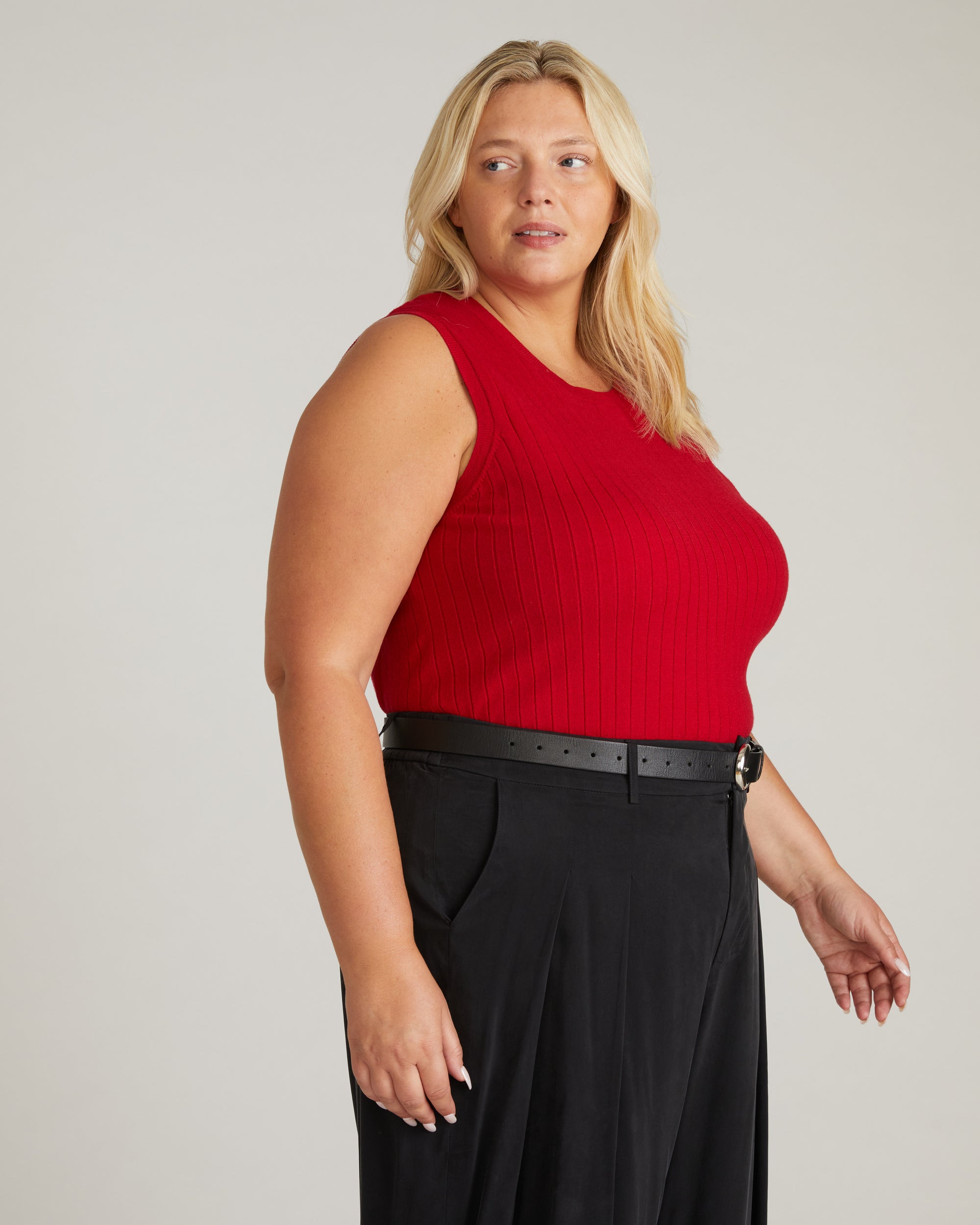 Savvy Fine Knit Sweater Shell - Carmine