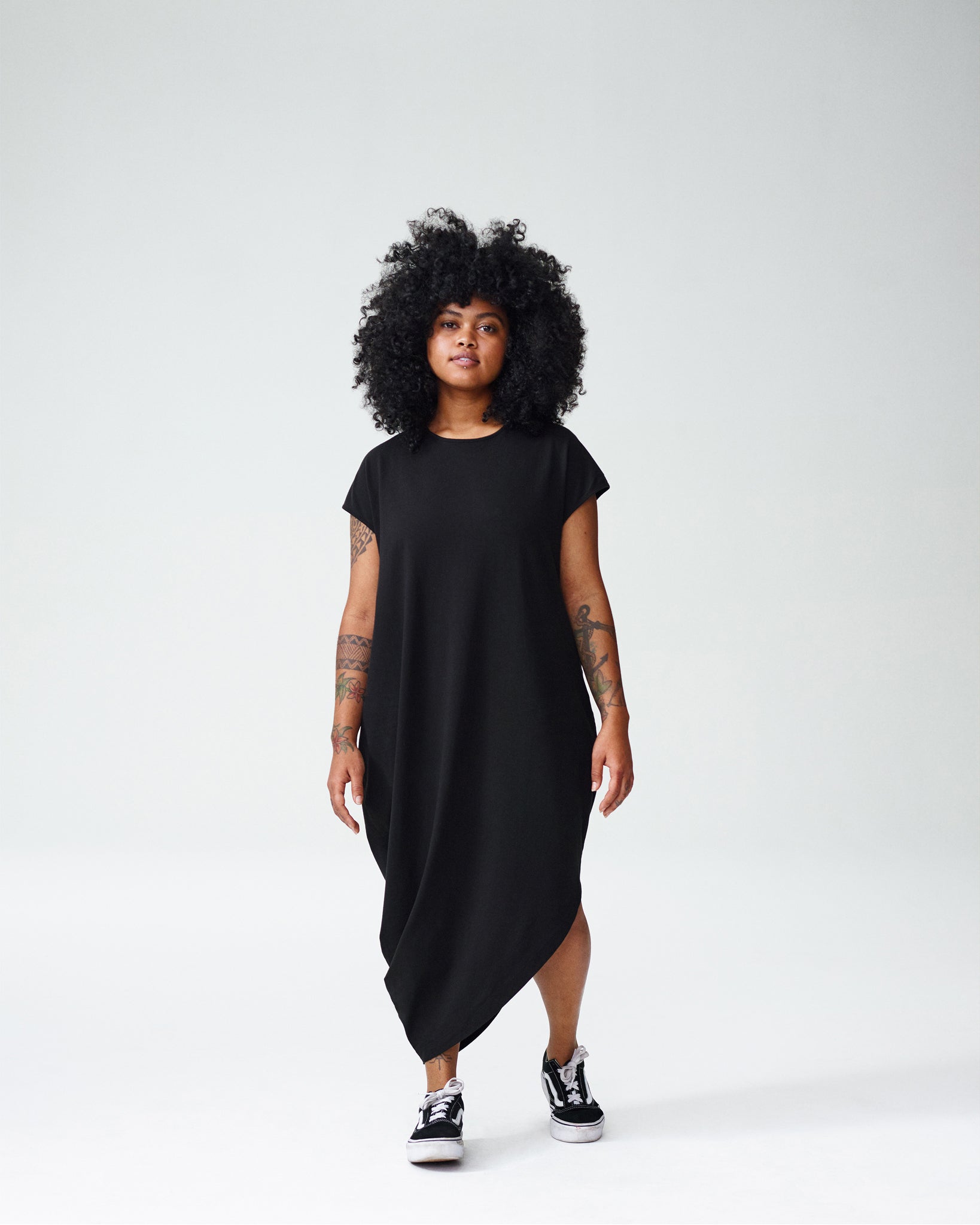 Iconic Petite Geneva Dress - Black