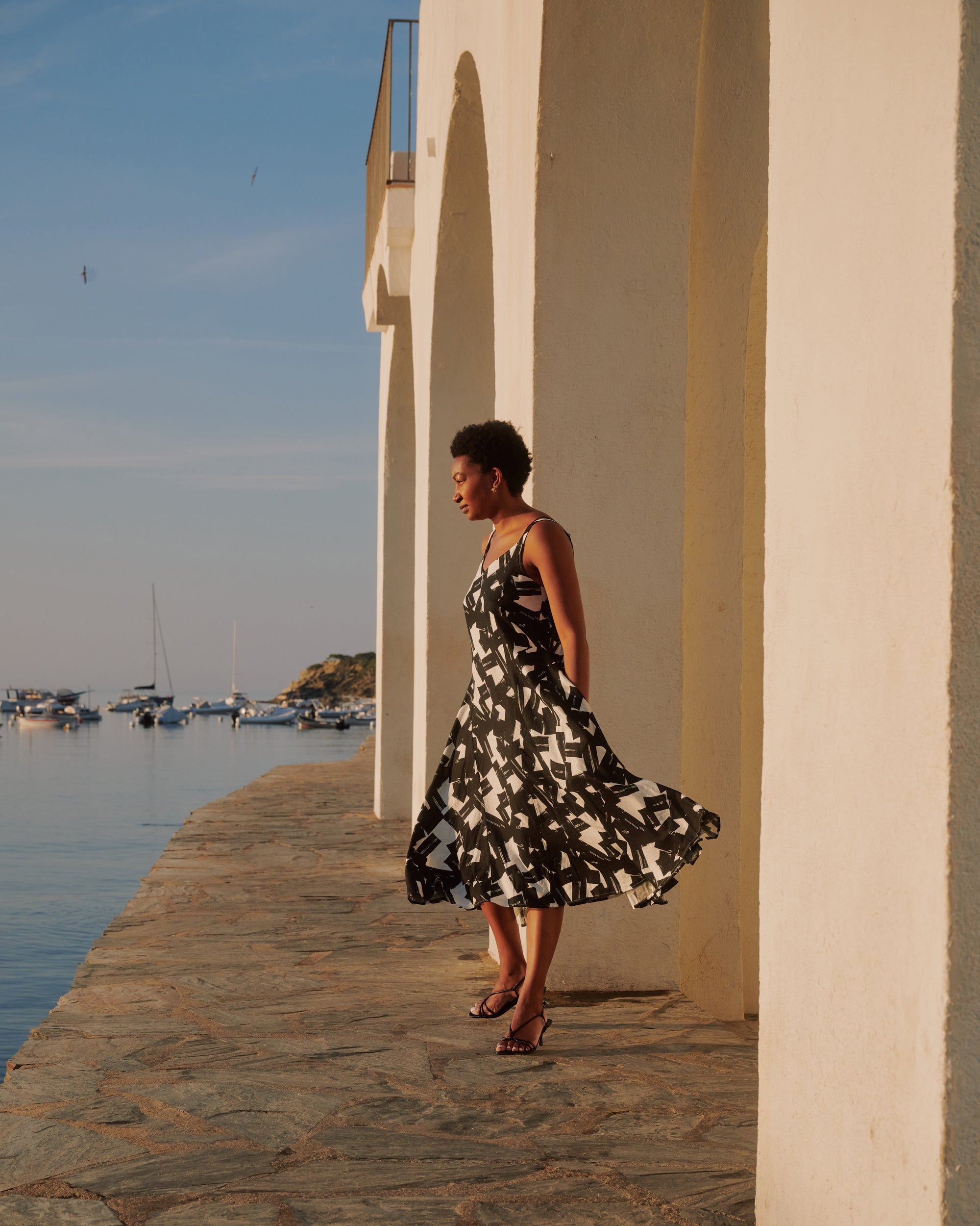 Universal Standard Women's Sunshower Abstract Print Linen Blend Midi Dress - Black - Casual dresses Universal Standard Women's Sunshower Abstract Print Linen Blend Midi Dress - Black - Casual dresses