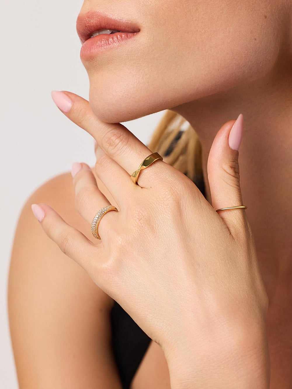 Ana Luisa Gold Band Ring - Eliora
