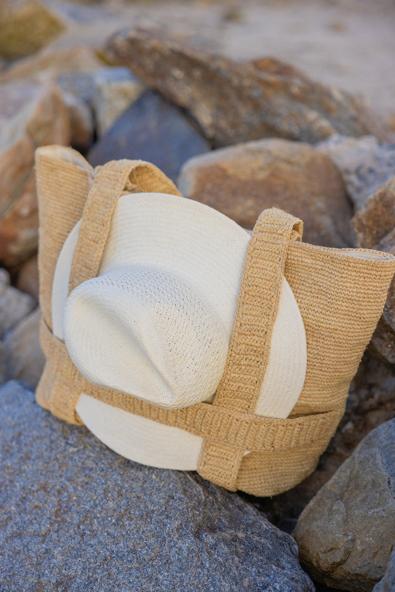 Hat Attack Straw Traveler Bag