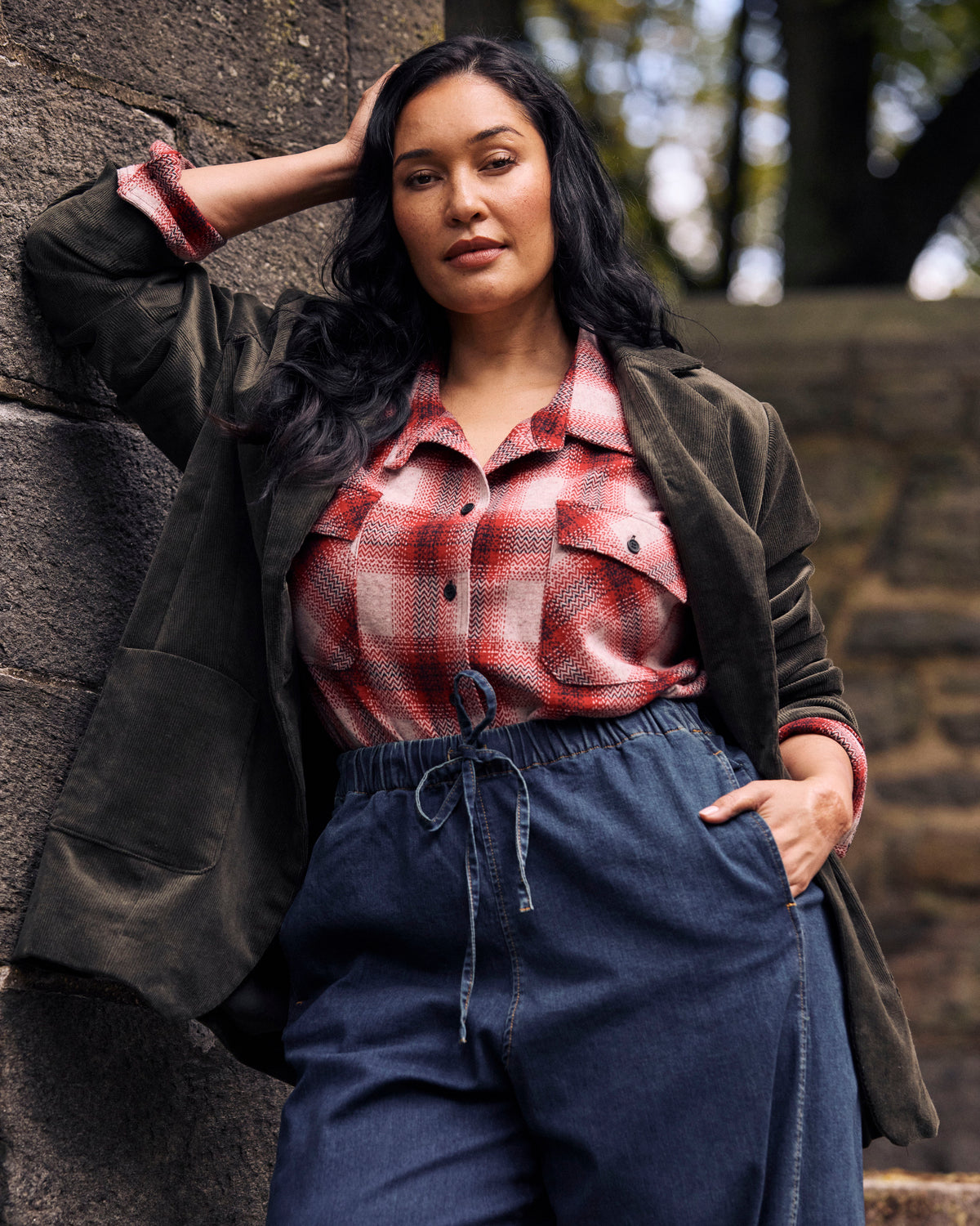 ComfortDenim Drawstring Balloon Jeans - Steel Blue Wash | Plus Size & Straight Size Women's Fashion | Universal Standard