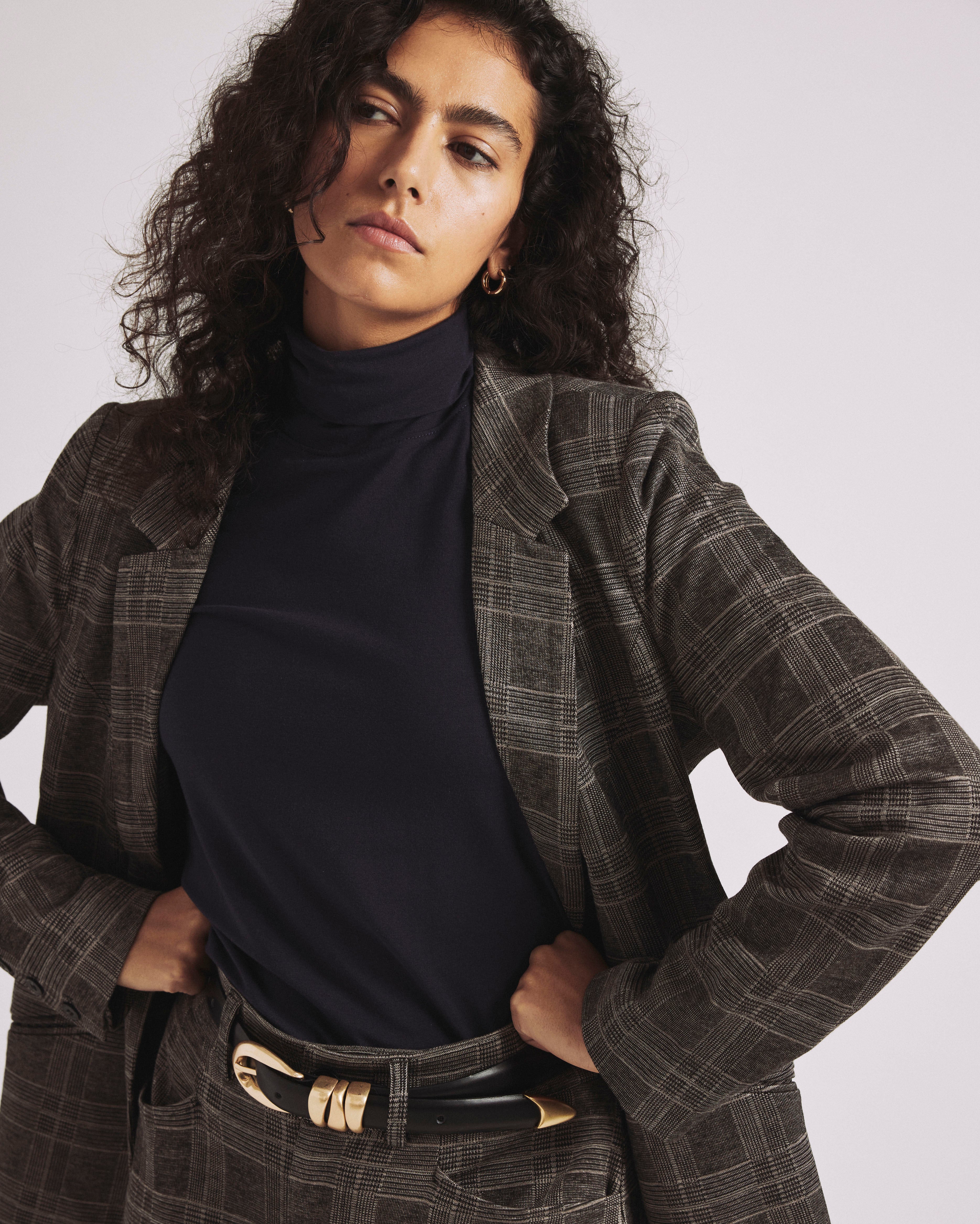 Close Fit Turtleneck - Navy | Plus Size & Straight Size Women's Fashion | Universal Standard