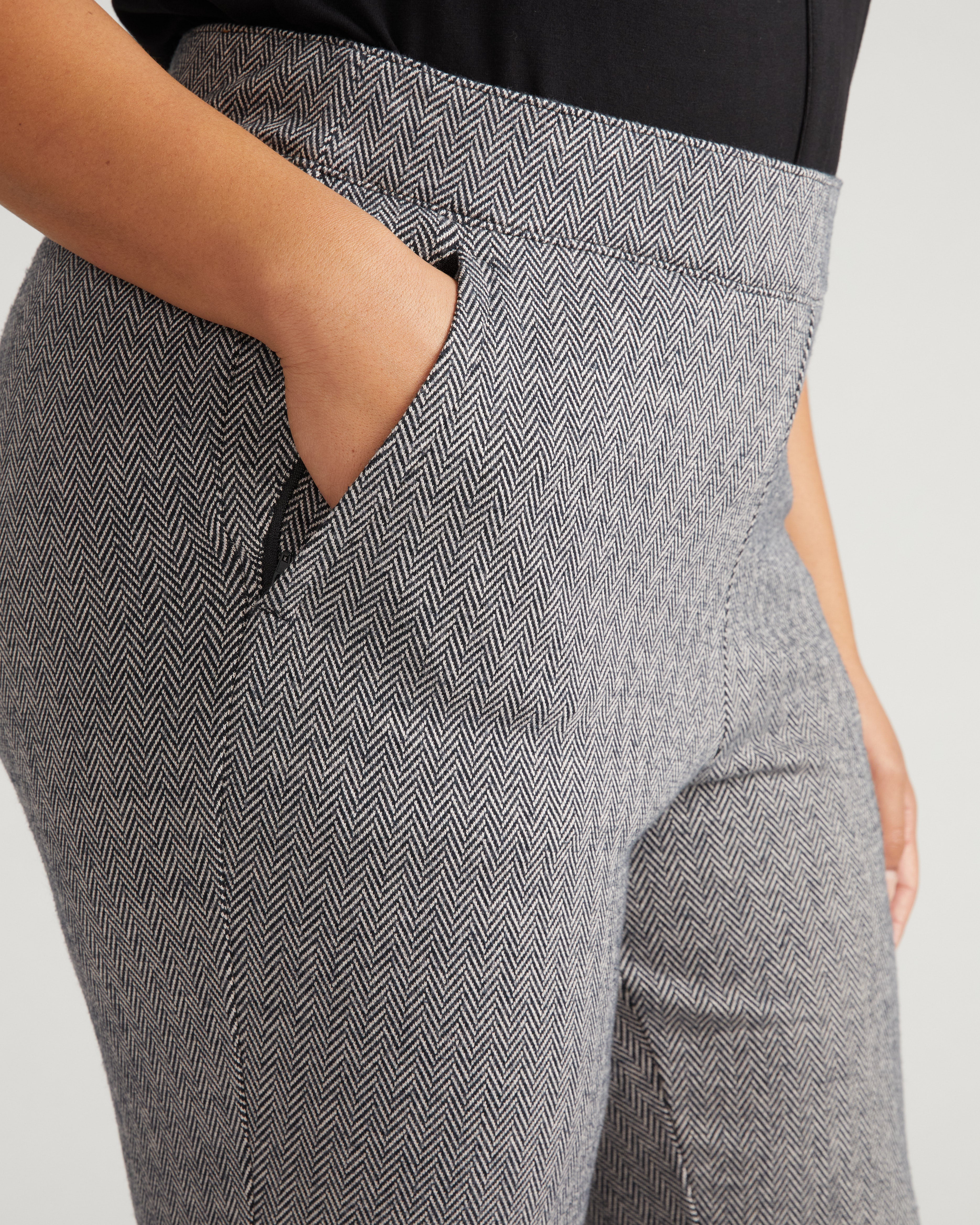Amaya Ponte Kick Flare Pants - Herringbone Tweed – Universal Standard