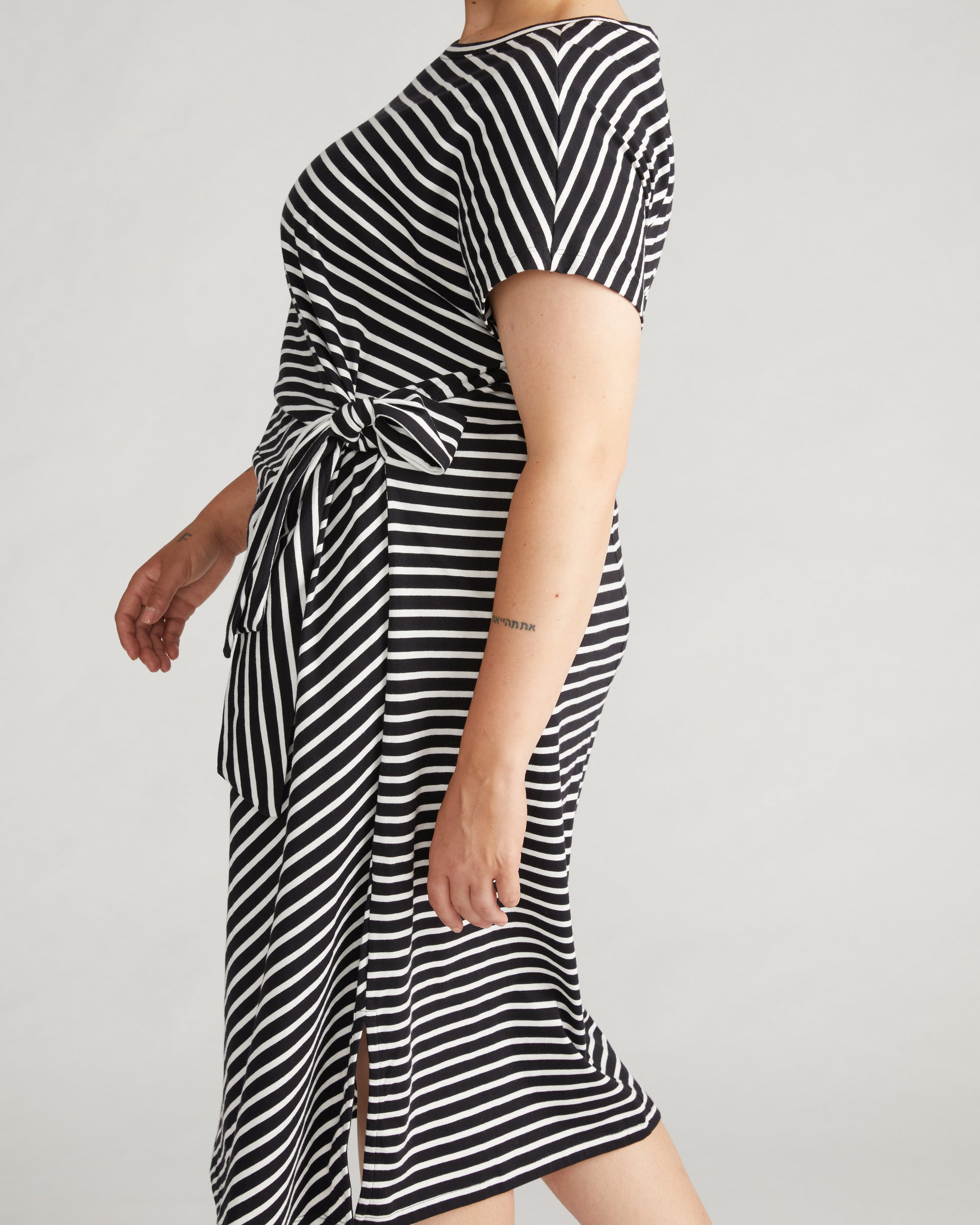 Crescent Breton Stripe Knot Dress - Black/White Stripe