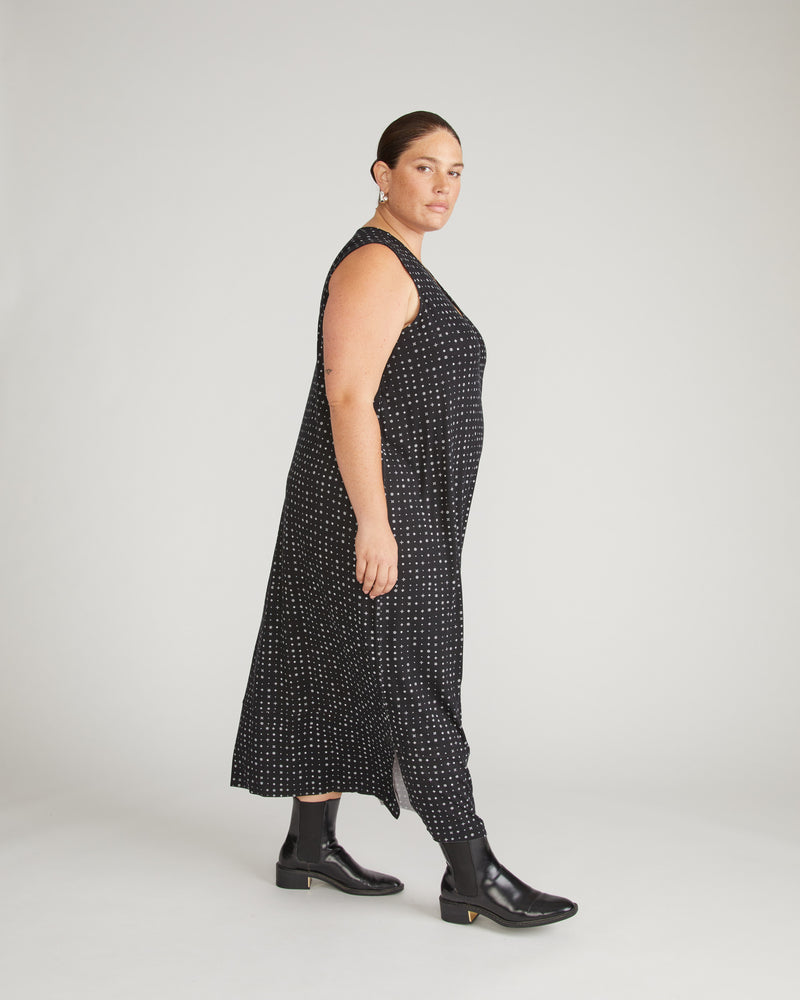 Claremont Liquid Jersey Sheath Dress - Galactic Print in Black