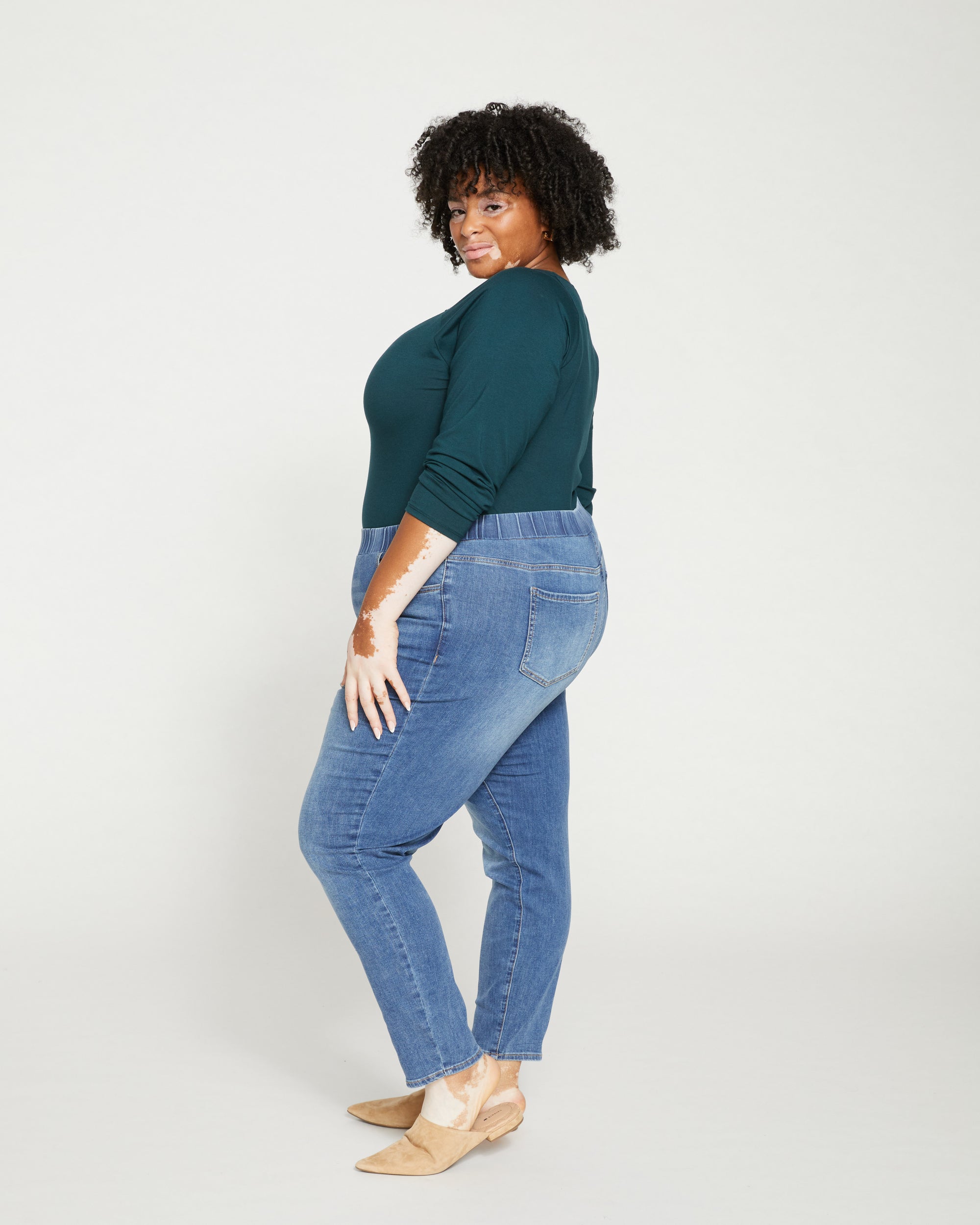 ComfortDenim Dont Call Them Jeggings - Western Blue Wash | Plus Size & Straight Size Women's Fashion | Universal Standard