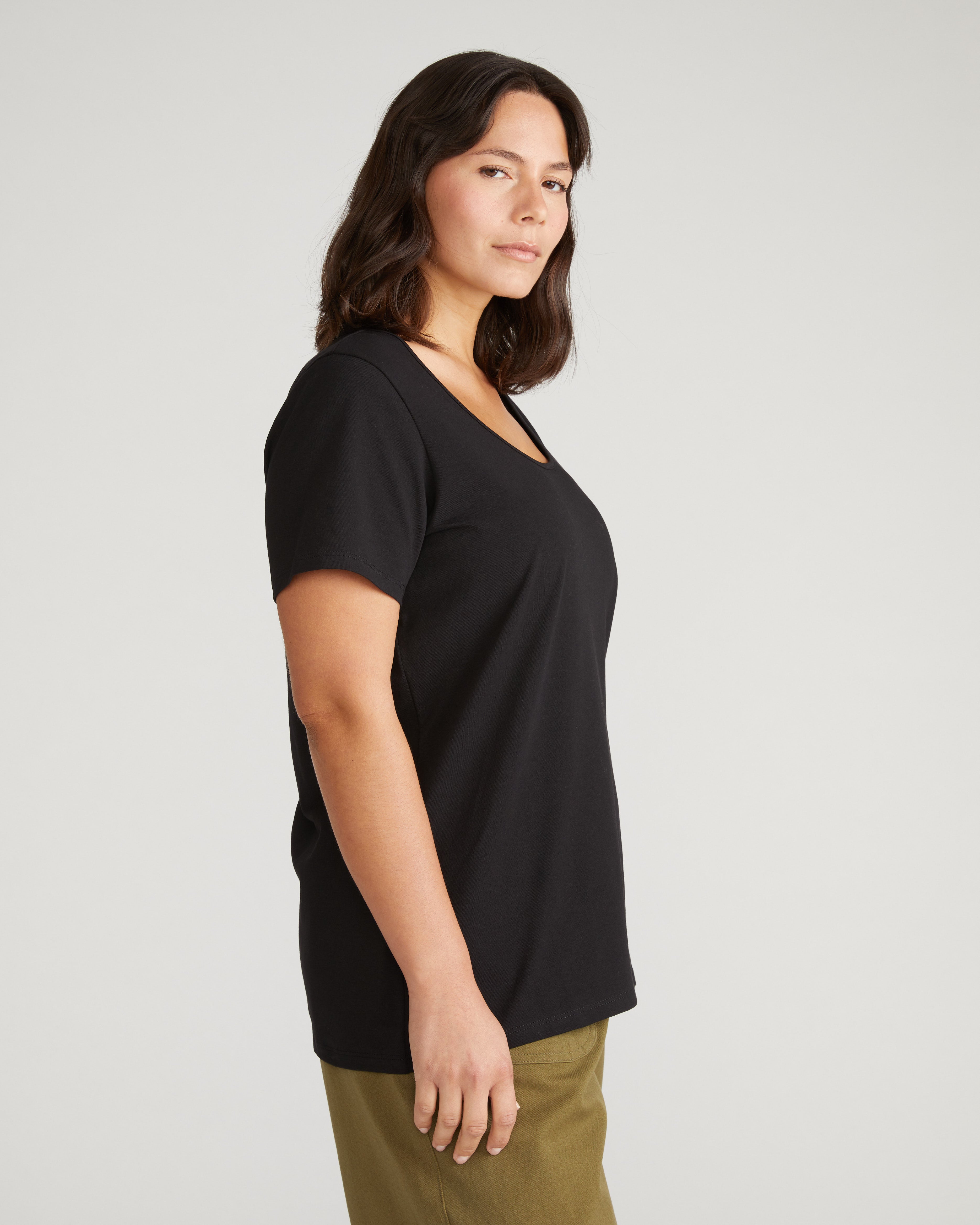 Scoop Neck Tee - Black – Universal Standard
