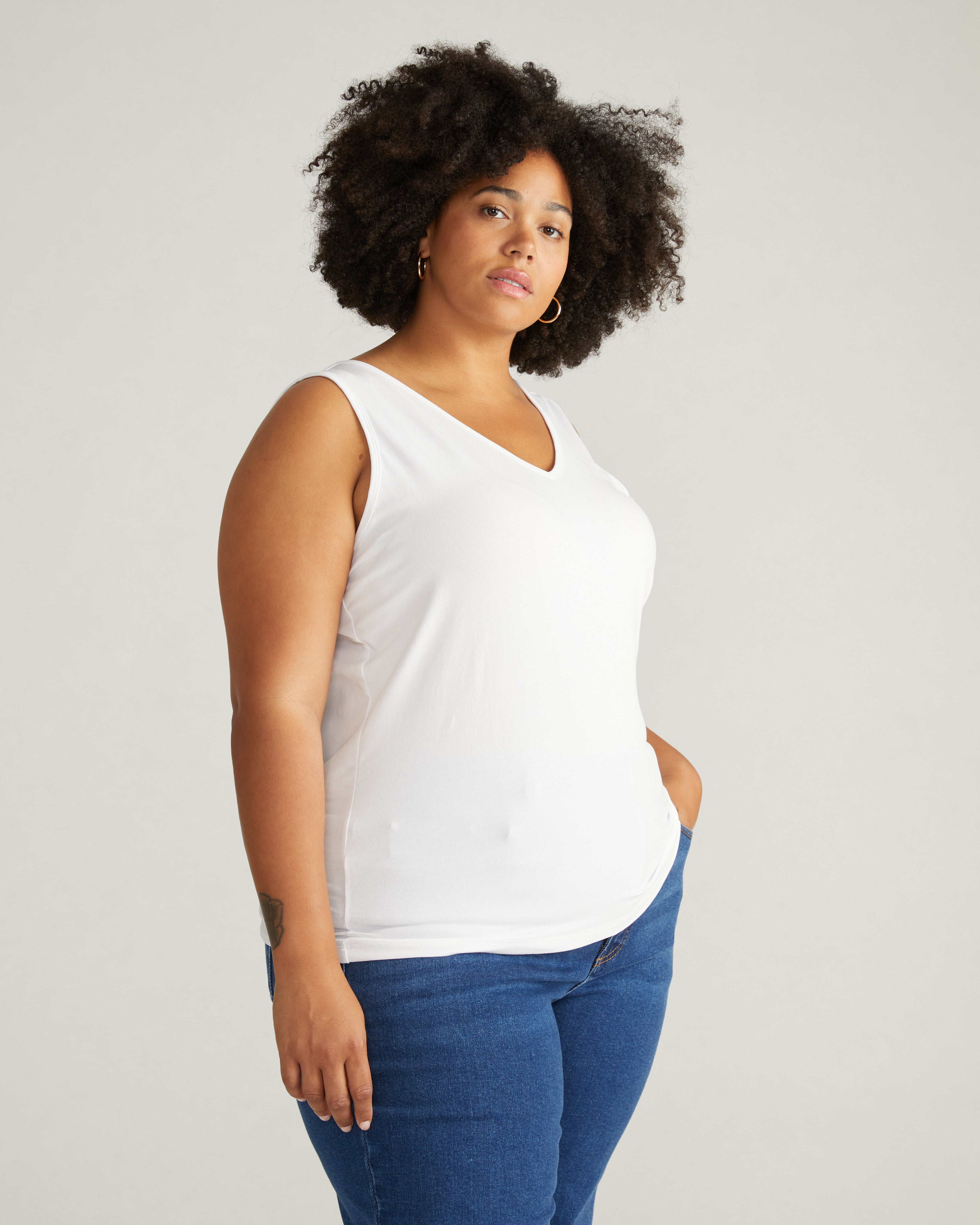 Double V Tank - White – Universal Standard