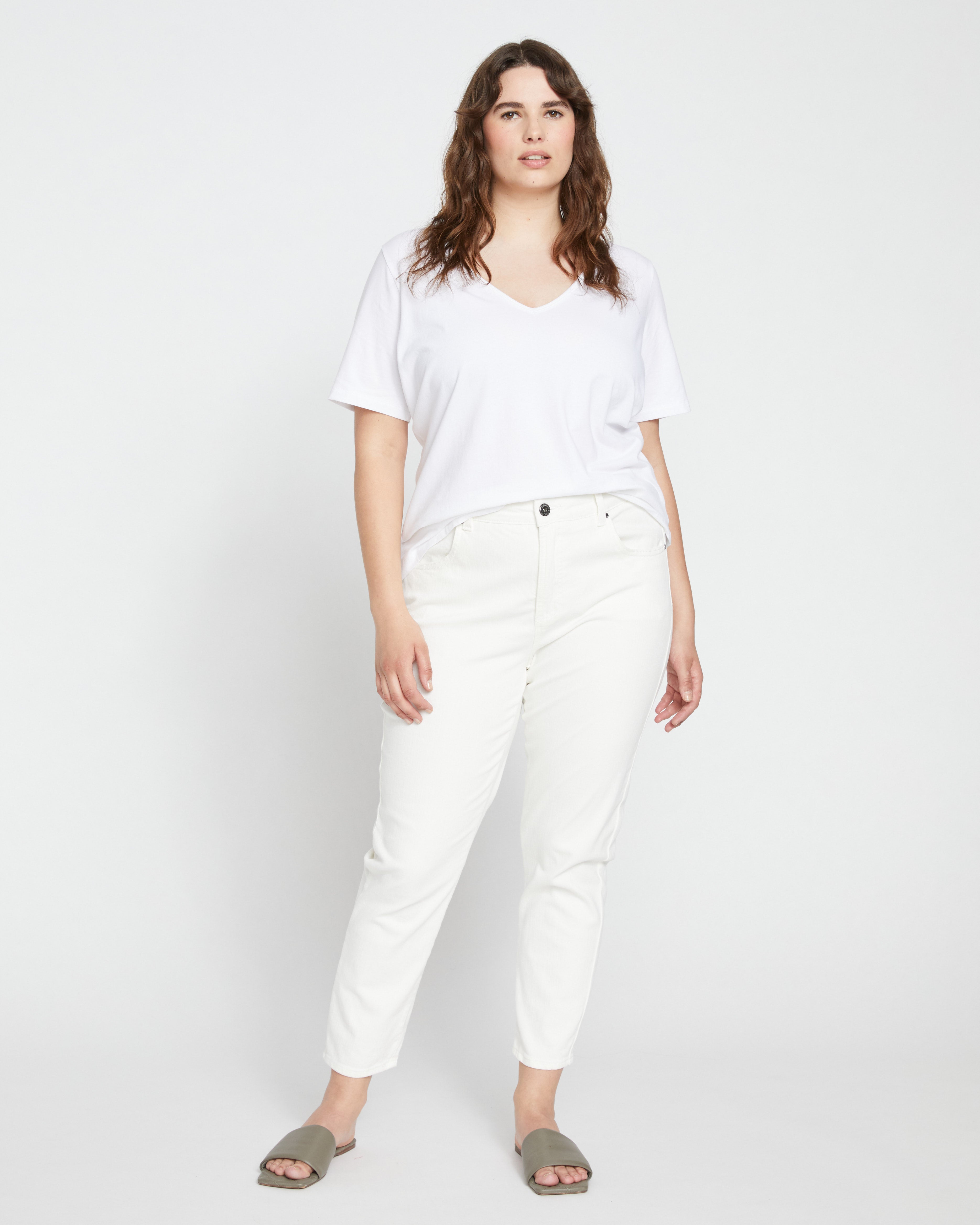 Straight Up Tour Tee XLサイズ ホワイト Double V Tee - White – Universal Standard