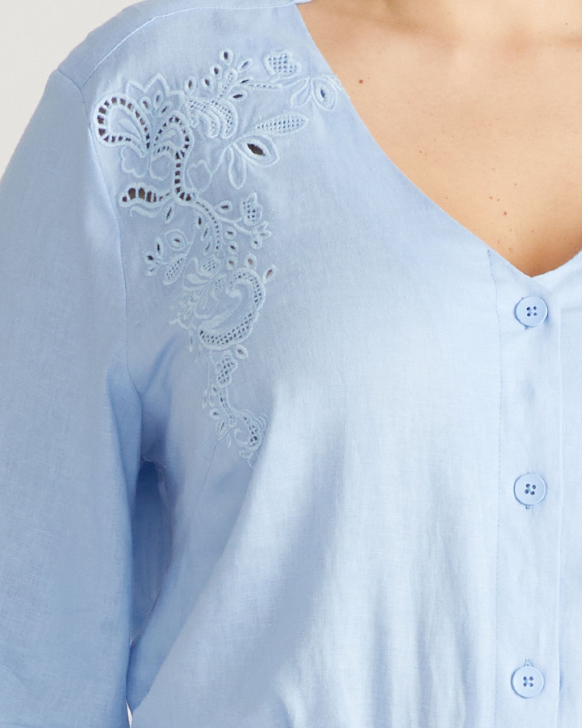 Frances Embroidered Linen Blend Blouse - Cielo Blue | Plus Size & Straight Size Women's Fashion | Universal Standard