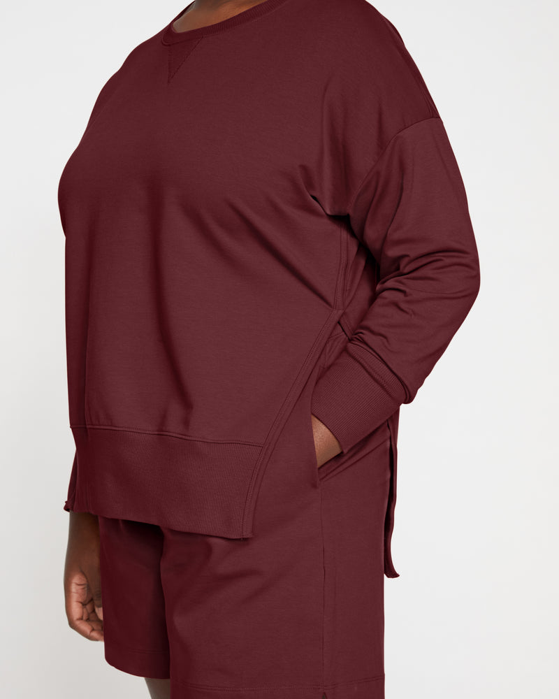 Hayes Sweatshorts - Black Cherry