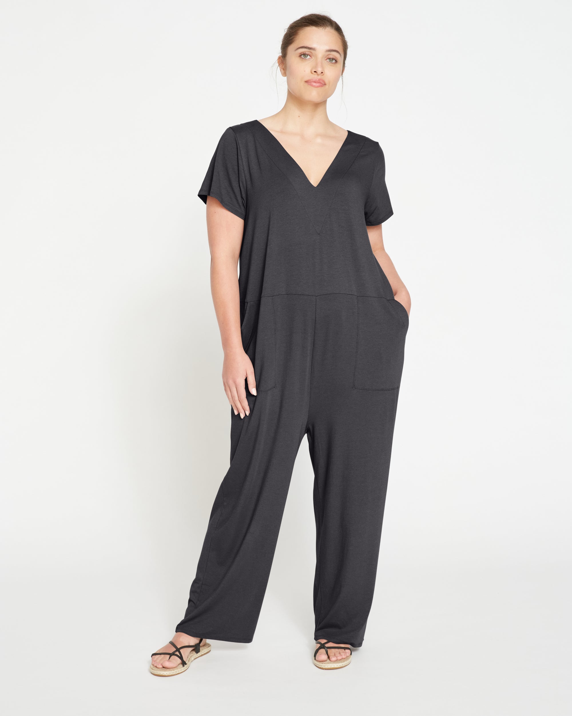 UltimateS Jemma V Neck Jumpsuit - Black
