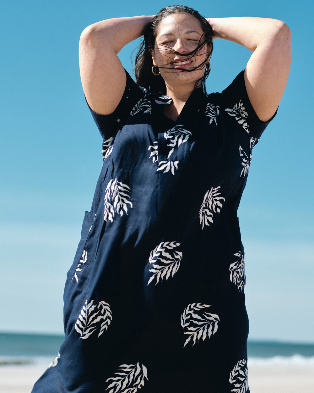 Padma Polo Neck Linen Dress - Beachgrass Print in Navy