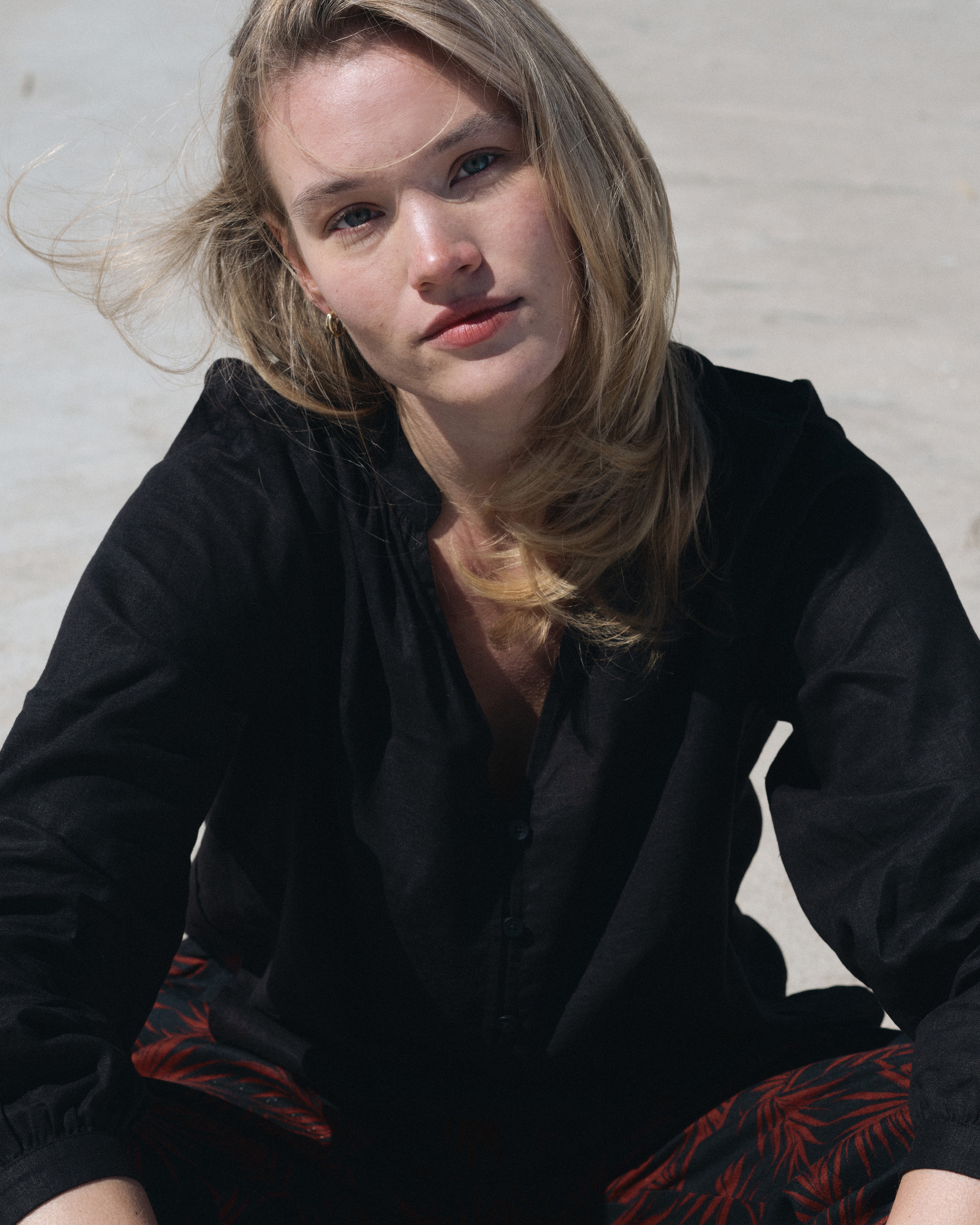 Avalon Linen Blend Blouse - Black – Universal Standard