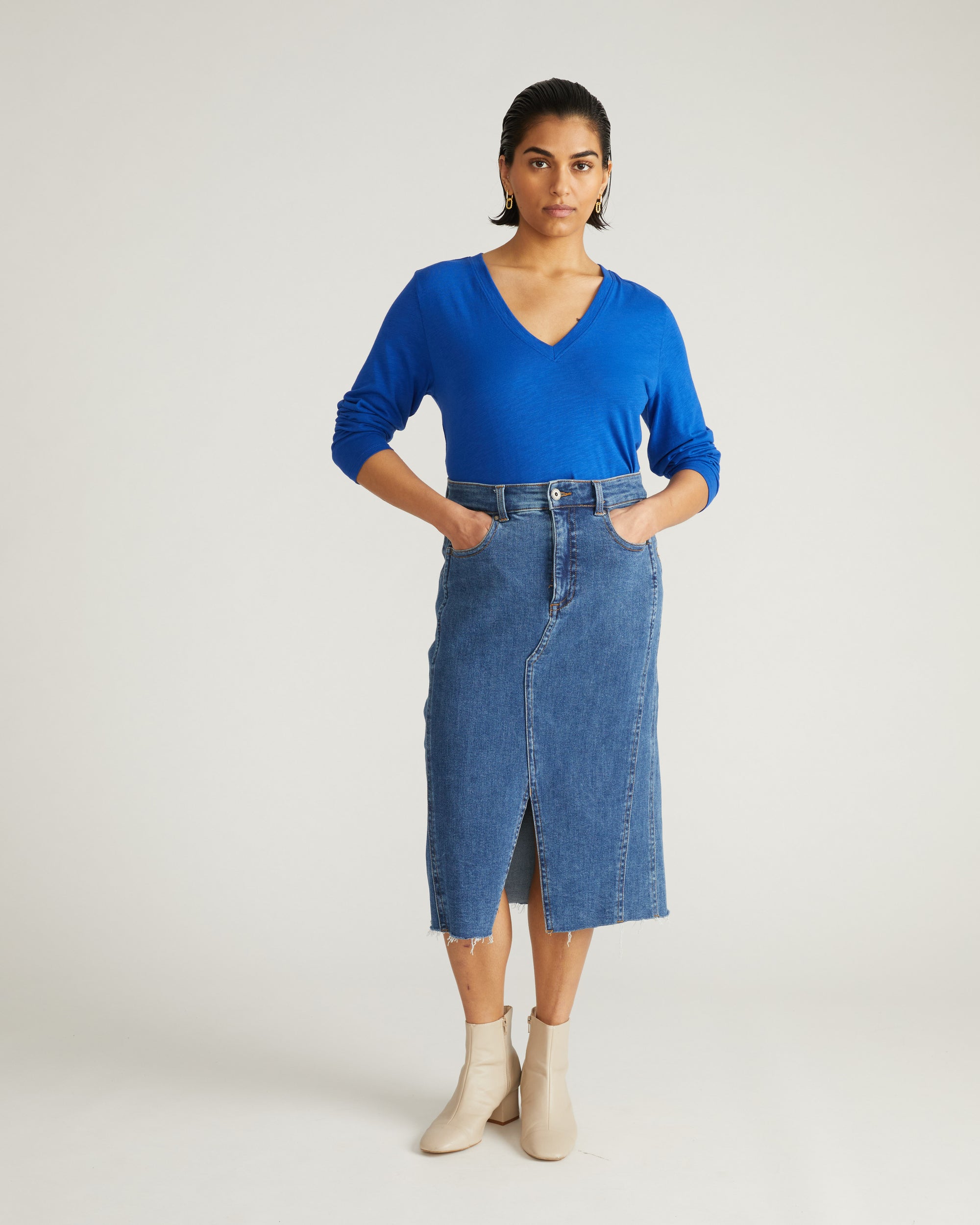 Light-As-Air Long Sleeve V Neck Tee - Ultramarine