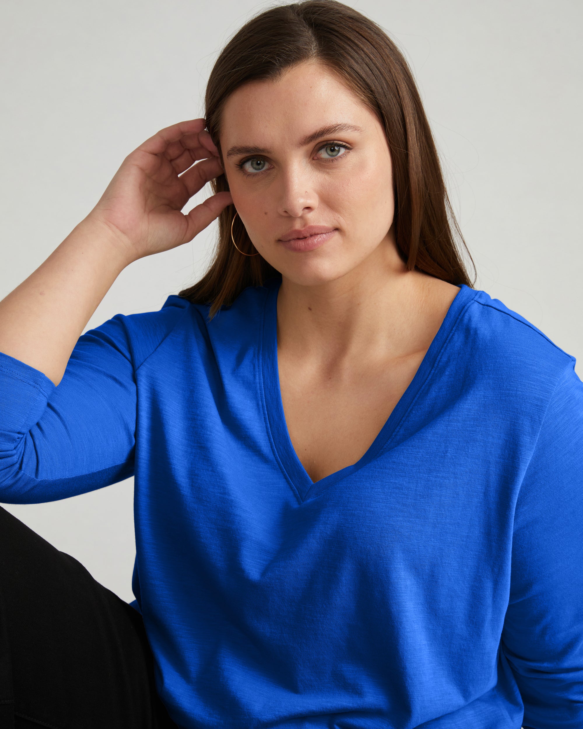 Light-As-Air Long Sleeve V Neck Tee - Ultramarine