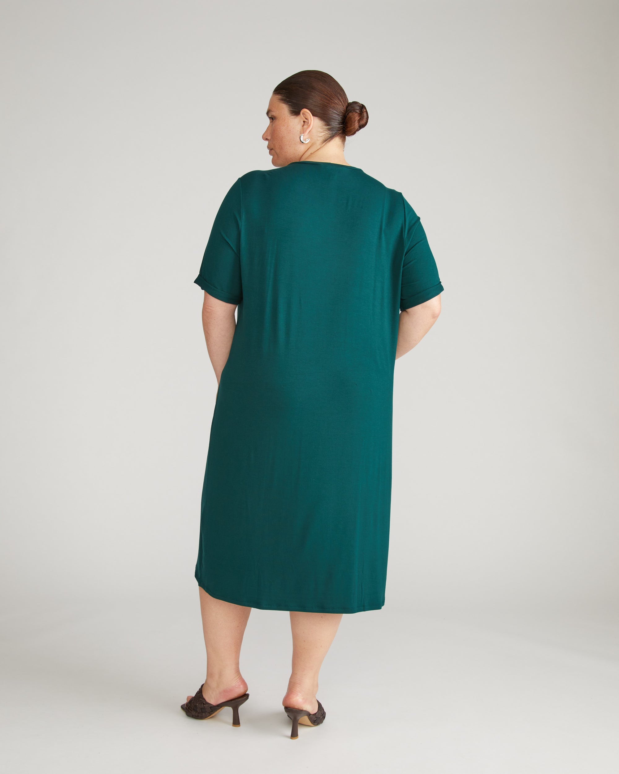 Lily Liquid Jersey Dress - Forest Green | Plus Size & Straight Size Women's Fashion | Universal Standard