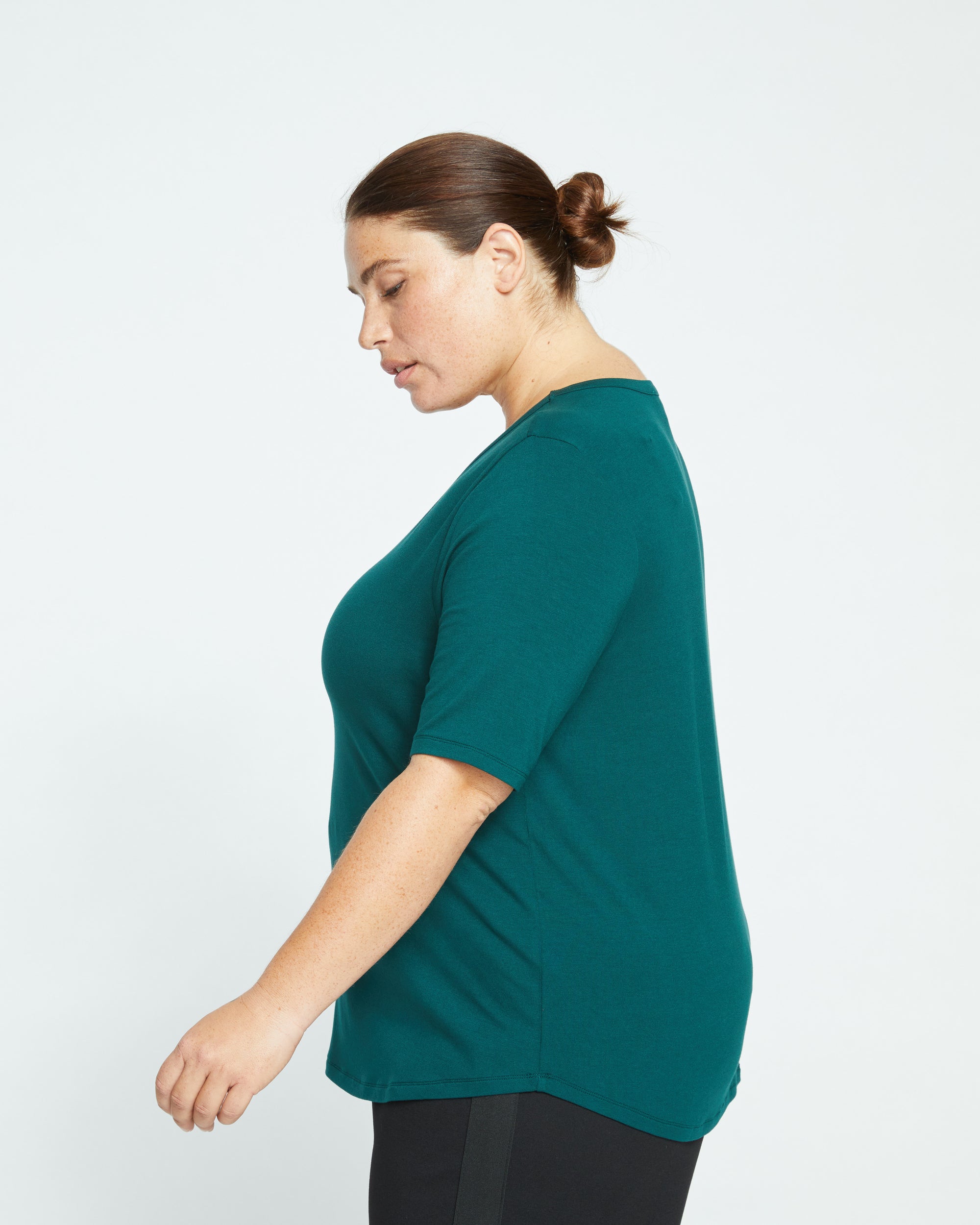 Lily Liquid Jersey V-Neck Stovepipe Tee - Forest Green | Plus Size & Straight Size Women's Fashion | Universal Standard