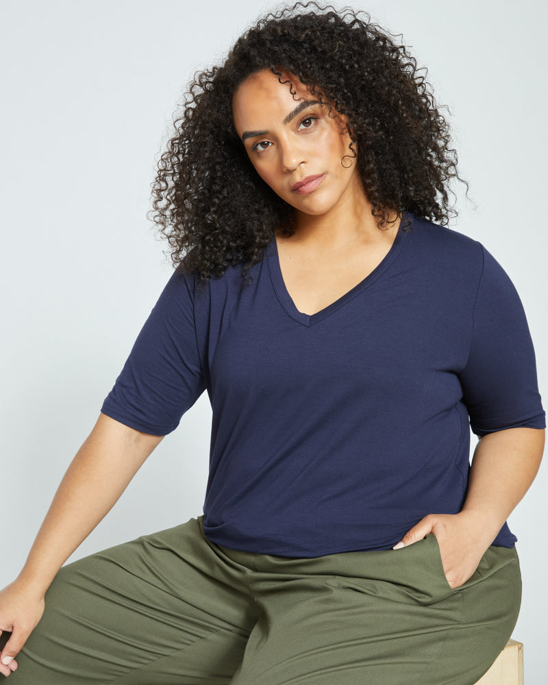 Lily Liquid Jersey V-Neck Stovepipe Tee - Midnight