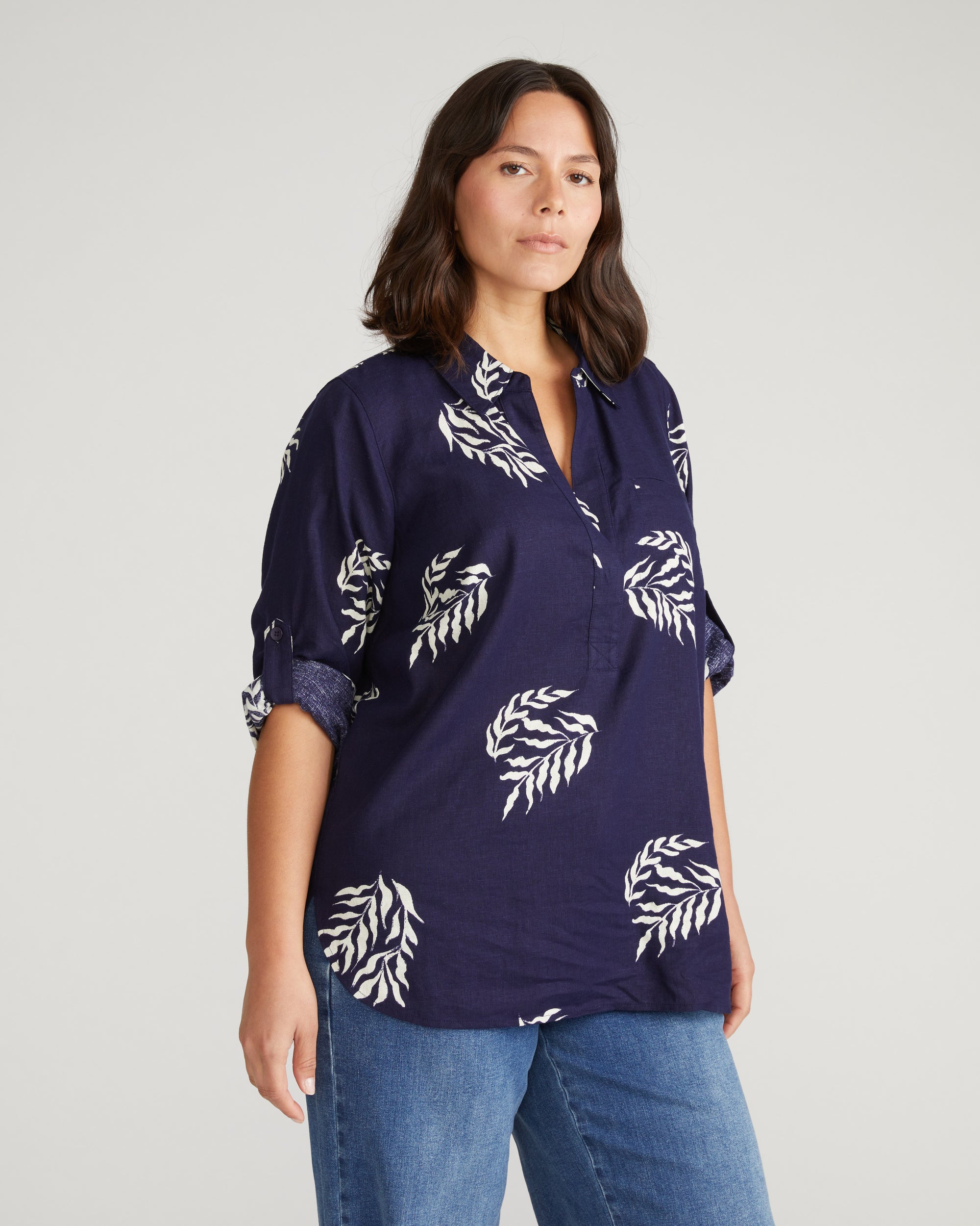 Button Back Linen Polo Shirt - Beachgrass Print in Navy