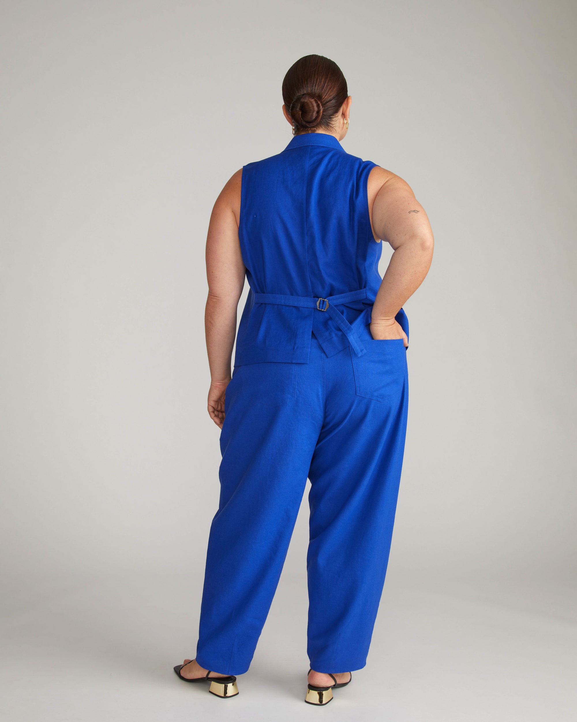 Lou Barrel Leg Linen Pants - Ultramarine