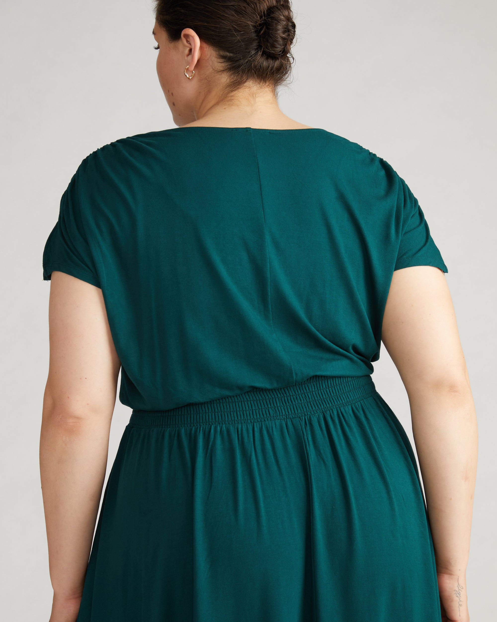 Minetta Liquid Jersey Dress - Forest Green | Plus Size & Straight Size Women's Fashion | Universal Standard