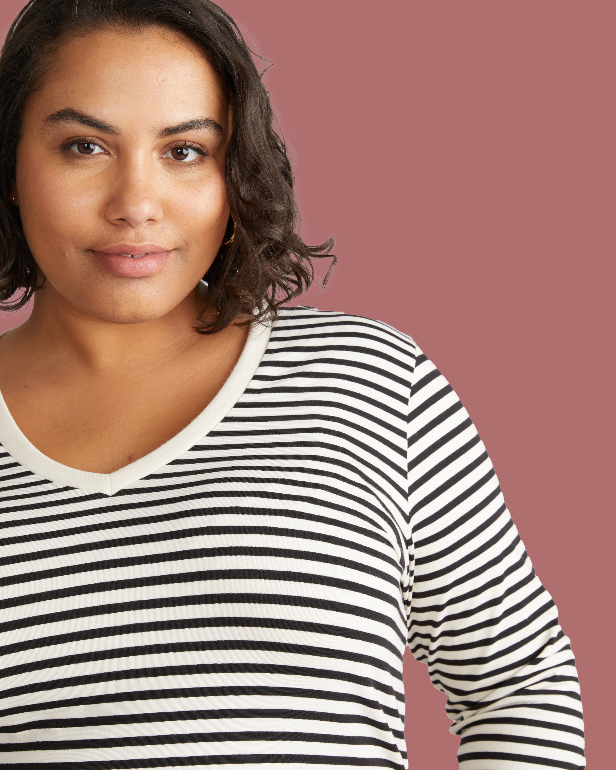 Long Sleeve V Rex - Ecru/Black Stripe