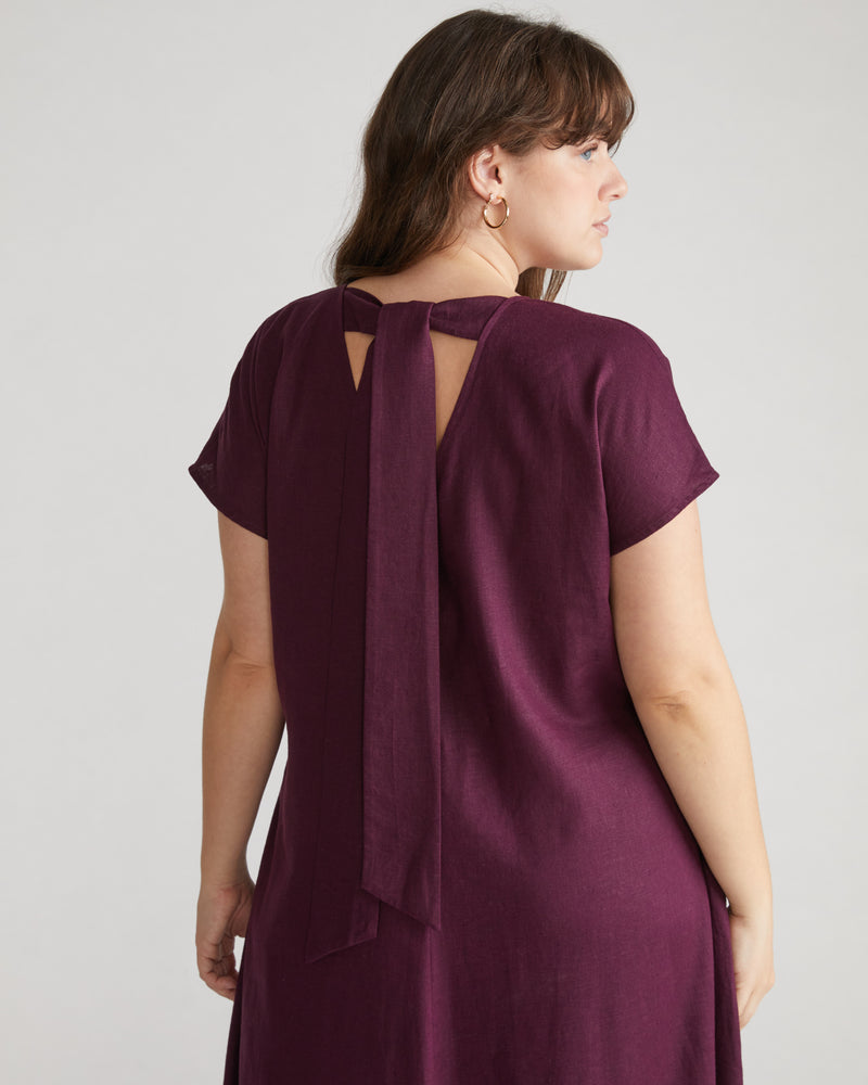 Stretch Linen - The Refined Drop Universal Standard Stretch Linen - The Refined Drop Universal Standard