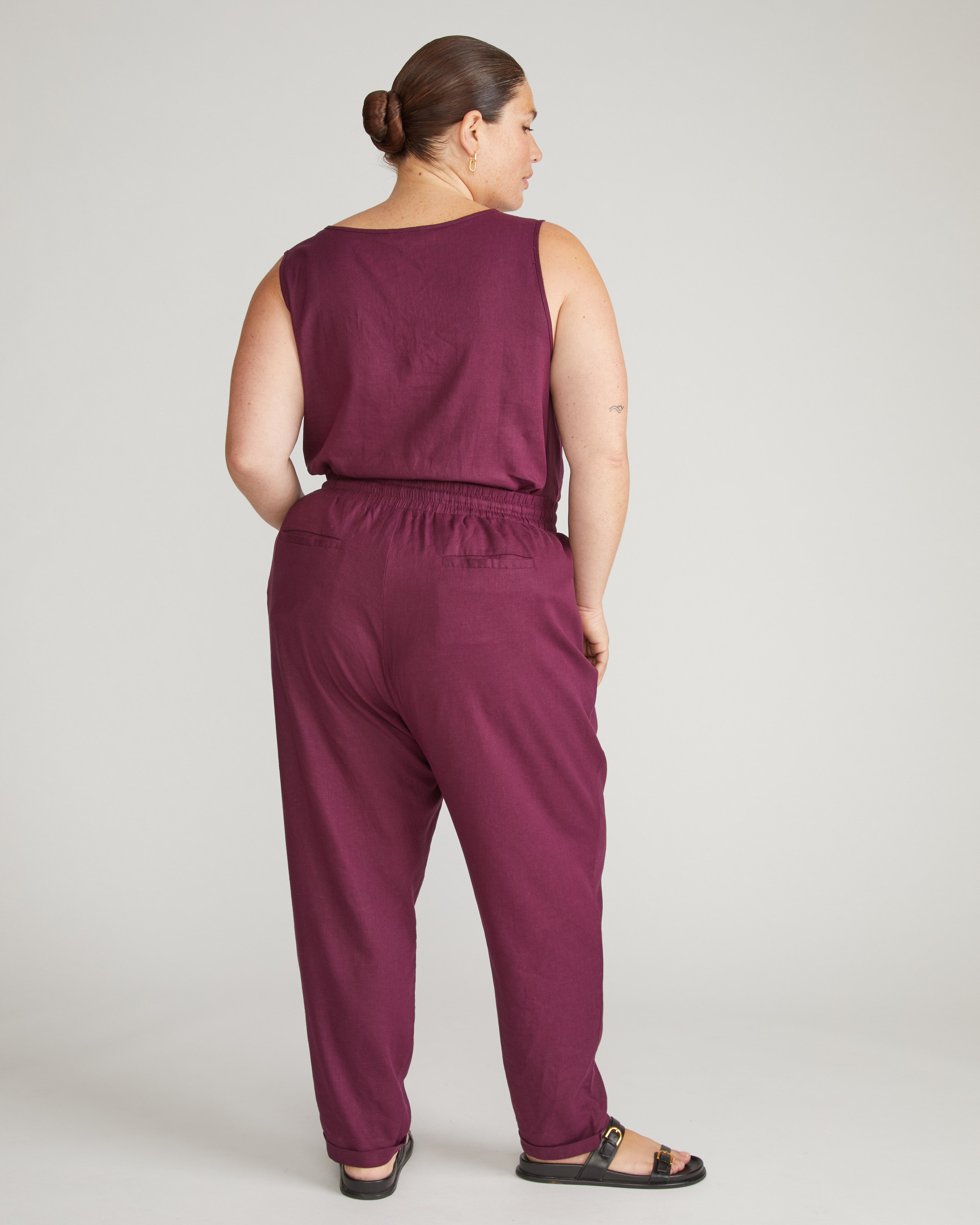 Sayville Linen Drawstring Pant - Acai – Universal Standard