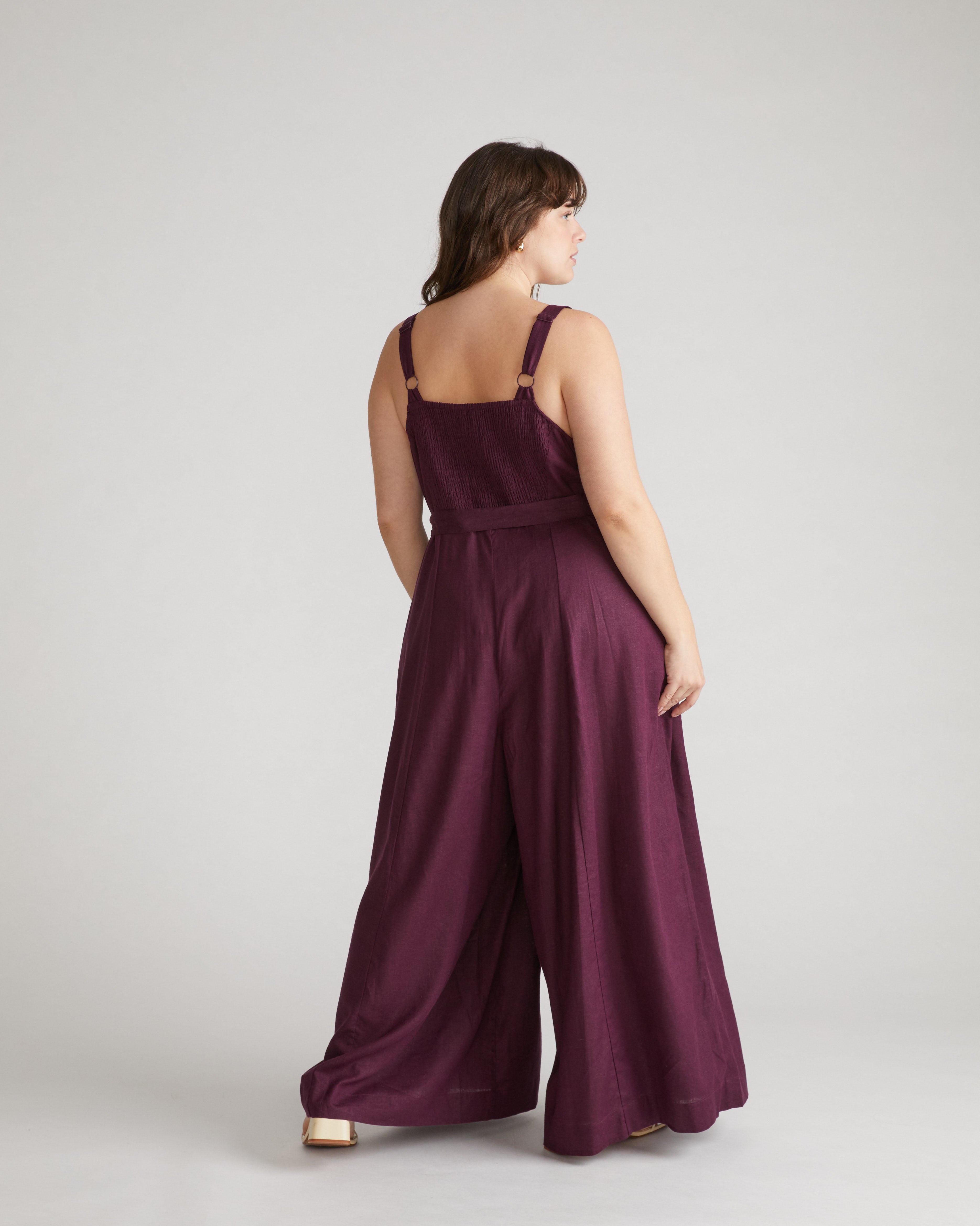 Promenade Linen Blend Jumpsuit - Acai – Universal Standard