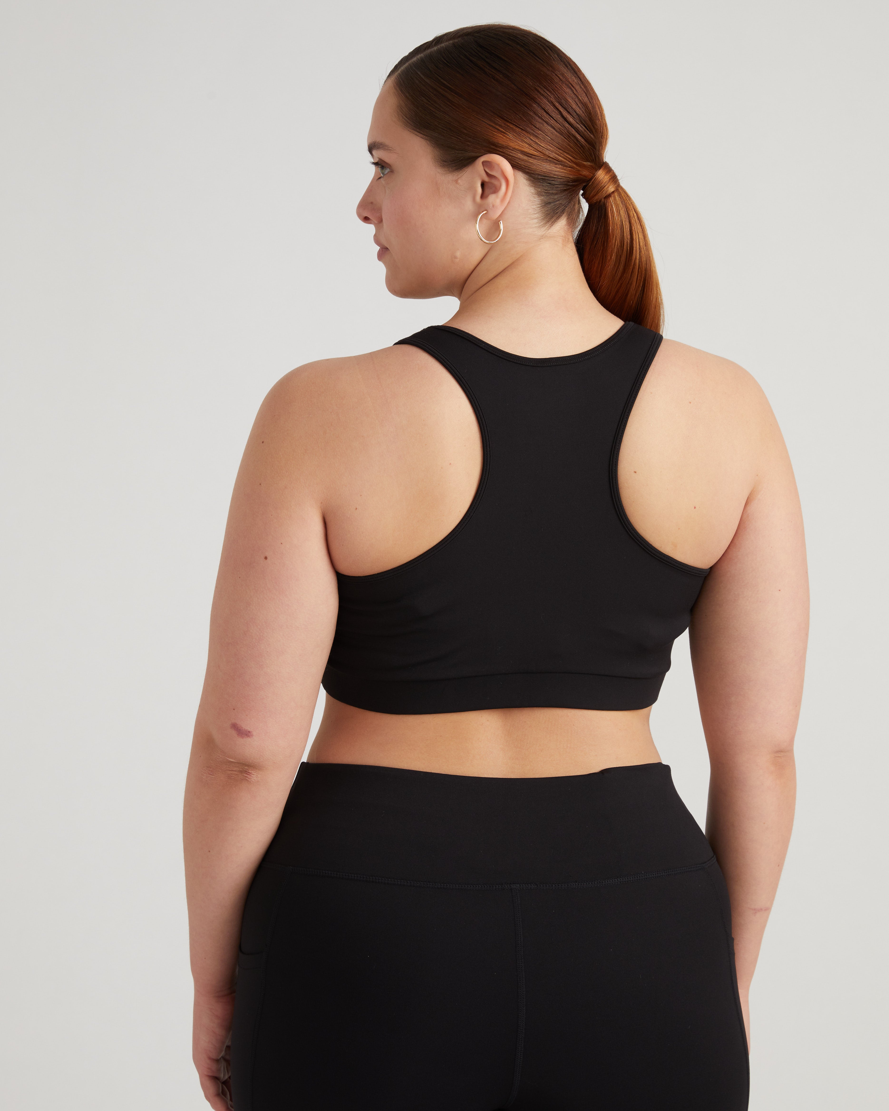 Next-to-Naked Racerback Sports Bra - Black – Universal Standard