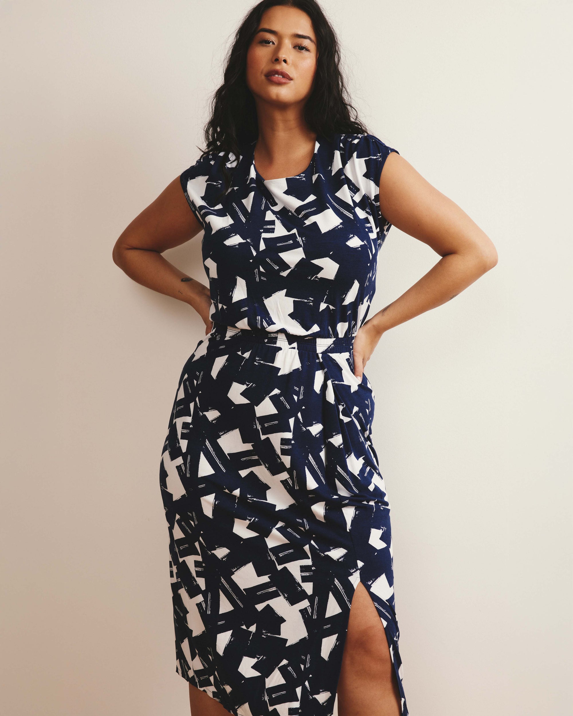 Havana Divine Jersey Dress - Navy Santiago Print | Plus Size & Straight Size Women's Fashion | Universal Standard