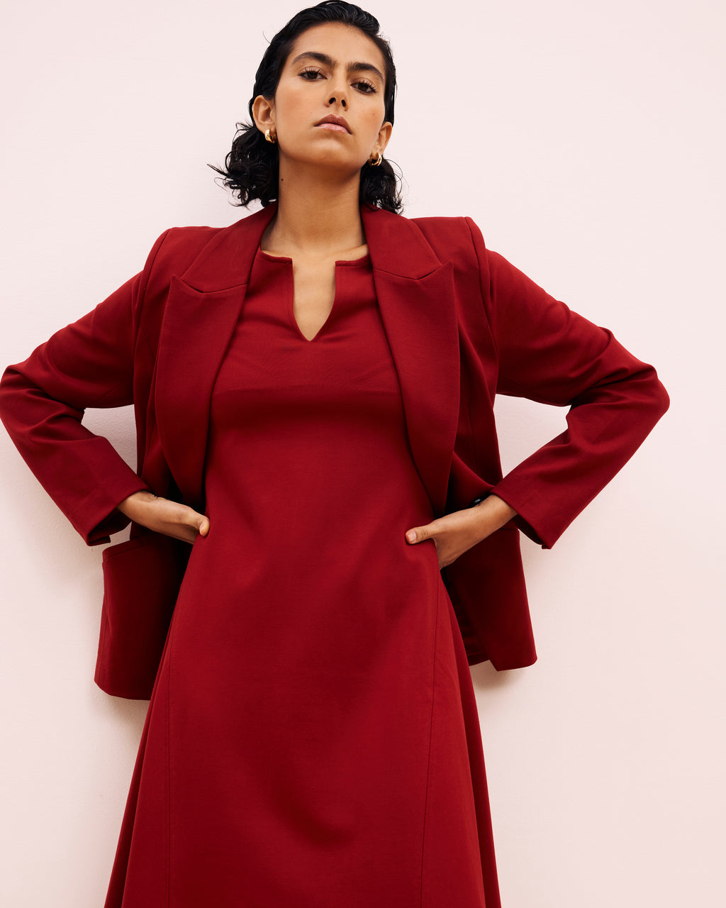 Robe Zaftique Rouge Grenat Brodée - Taille 2Z/20/2X, Dernière Pièce !