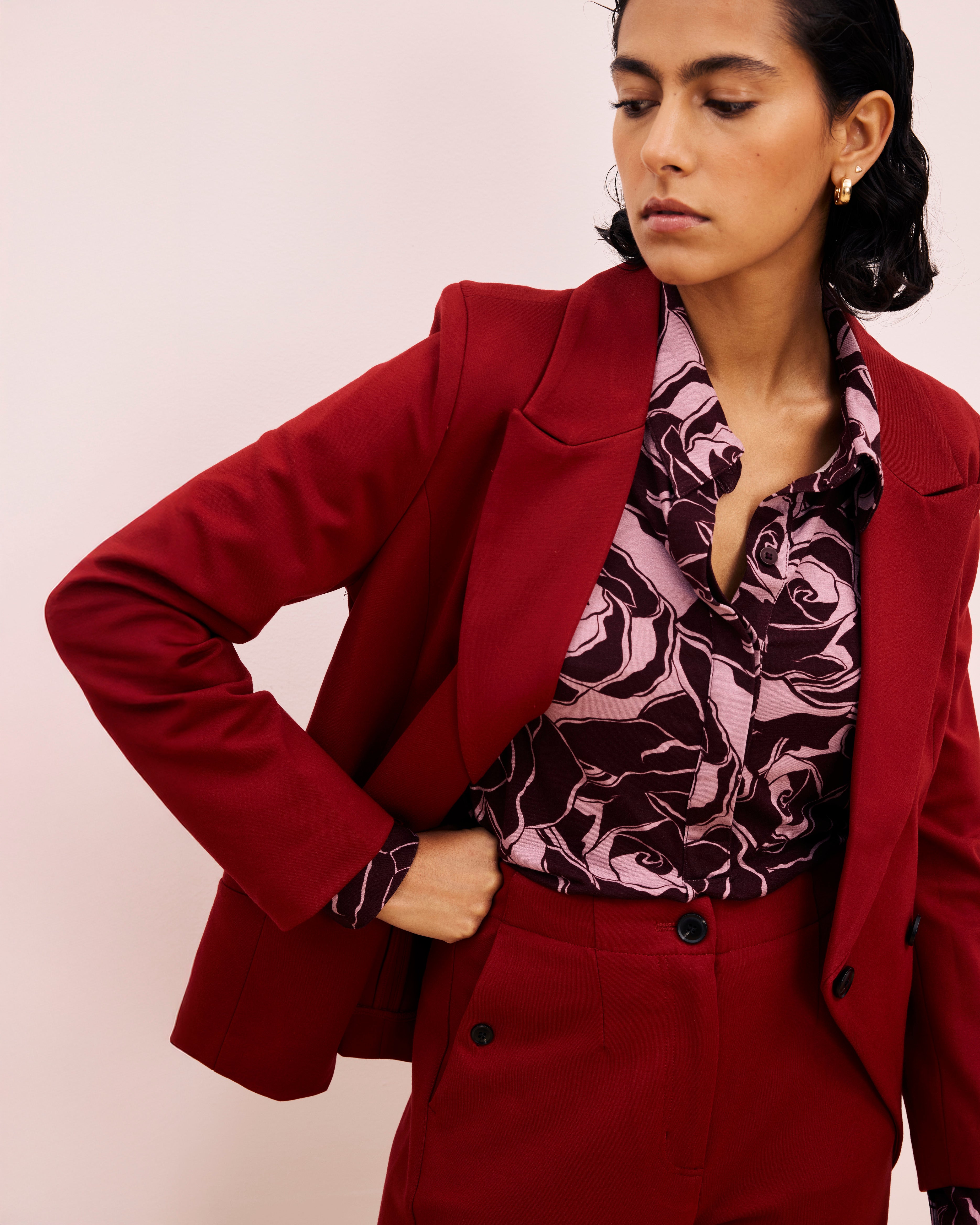 Bianca Double Breasted Ponte Blazer - Garnet – Universal Standard