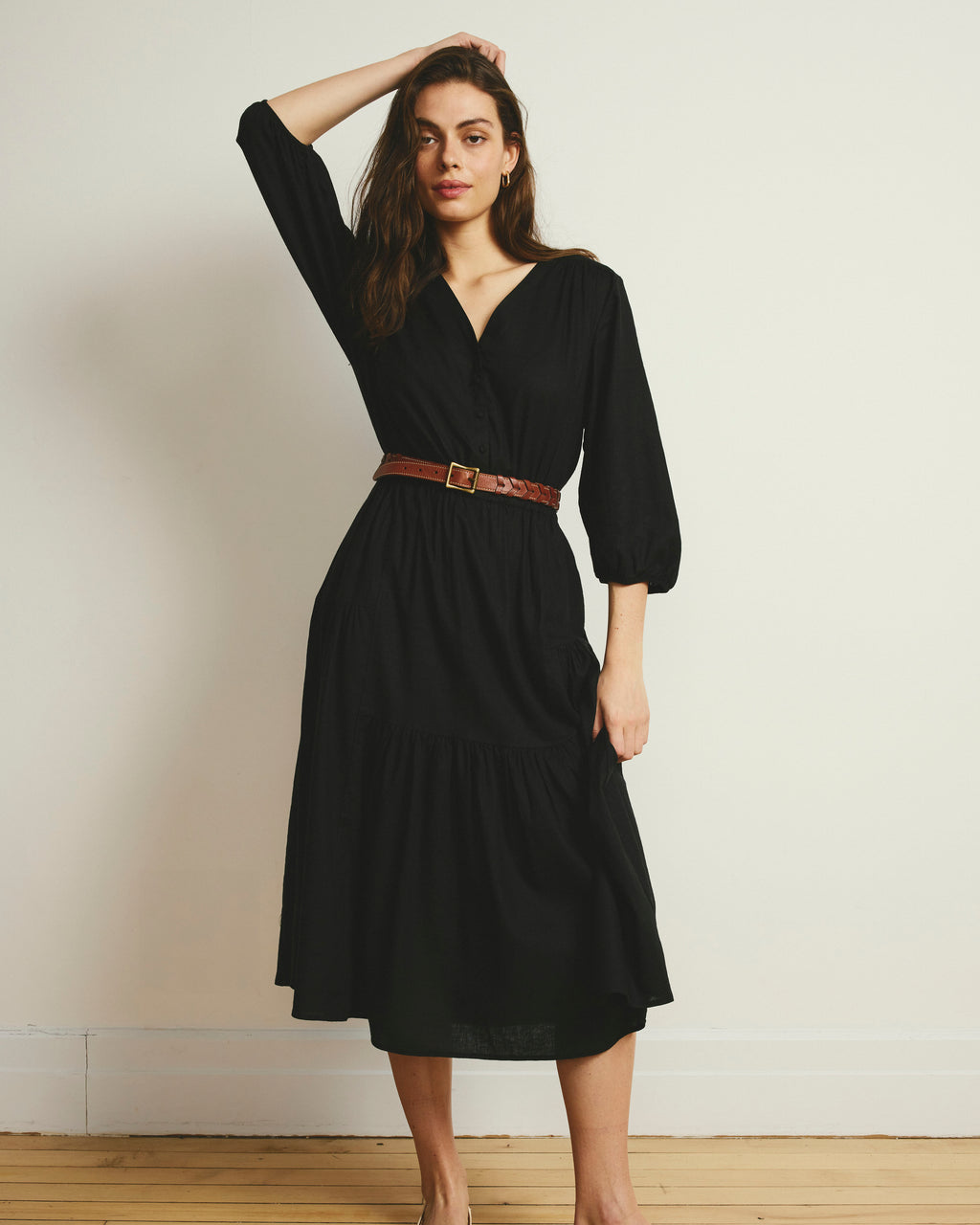 embroidered linen blend dress Embroidered linen dress – Avanel Couture main image 0