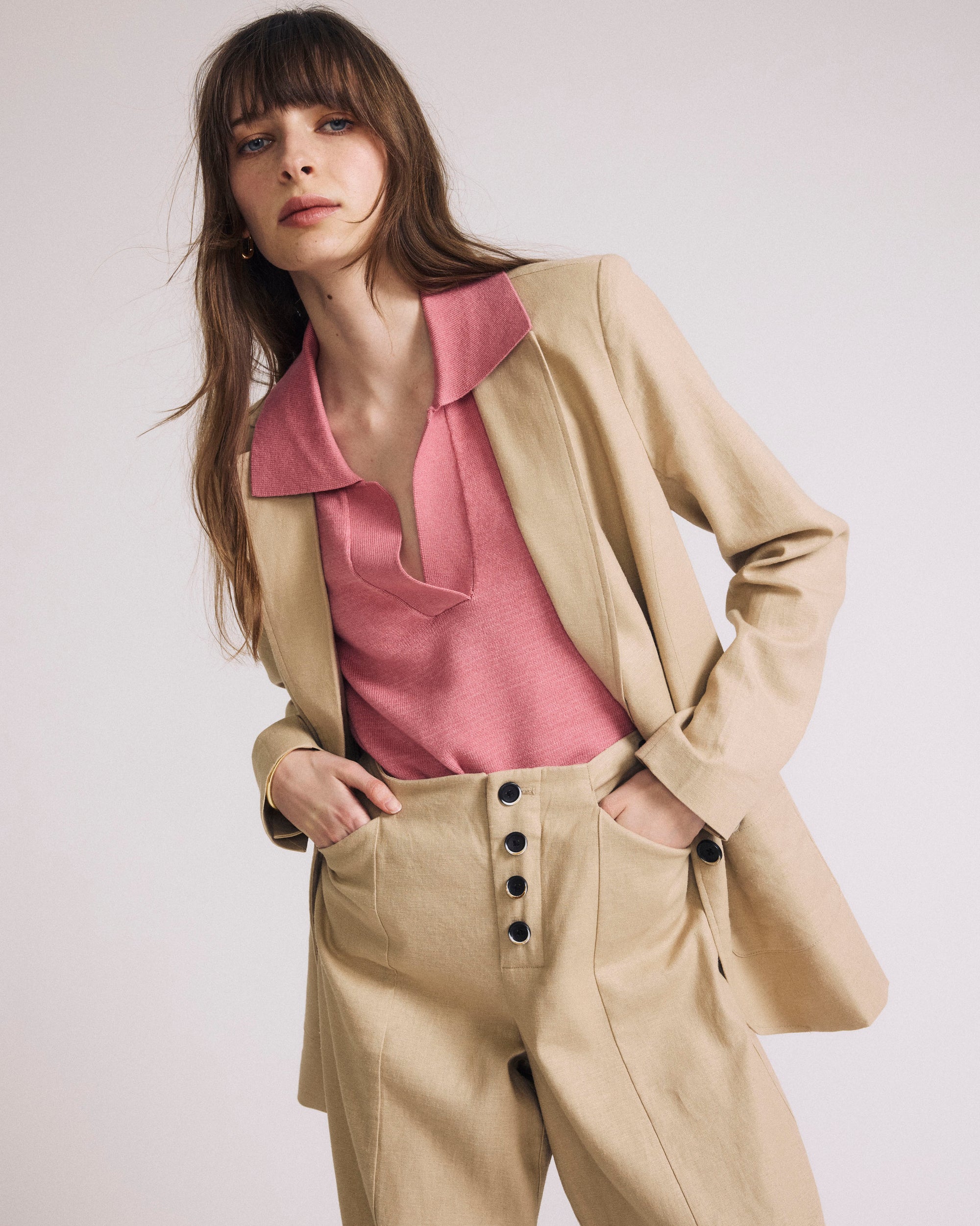 Woman wearing Coastal Linen Pants - Danish Coffee from Universal Standard