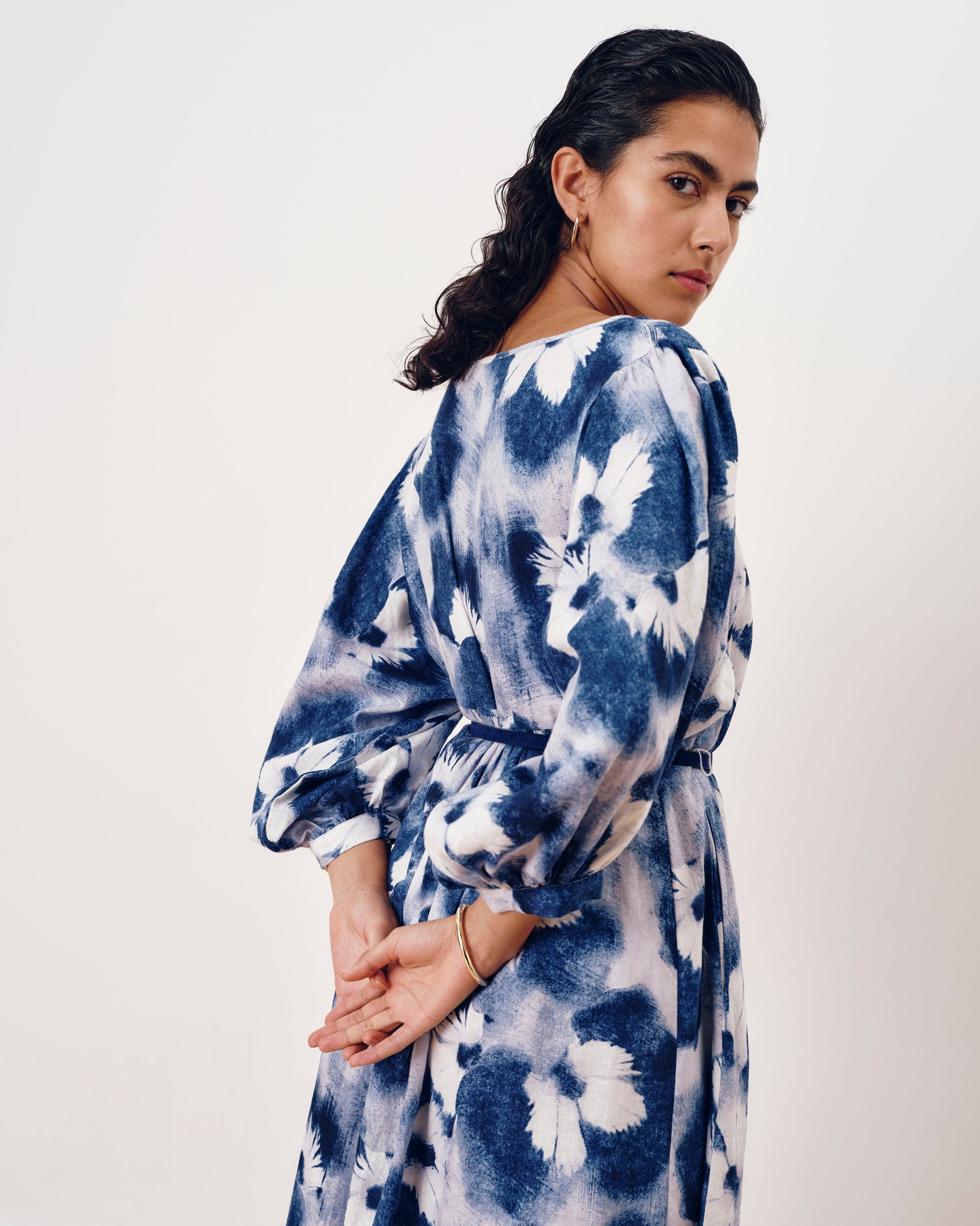 Amparo Linen Blend Dress - Blue Pressed Flower Print | Plus Size & Straight Size Women's Fashion | Universal Standard