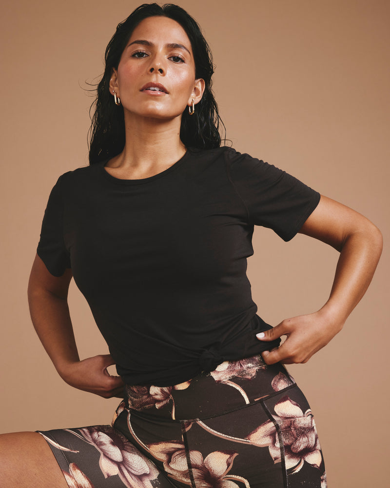 Mia Movement Tee - Deep Brown | Plus Size & Straight Size Women's Fashion | Universal Standard