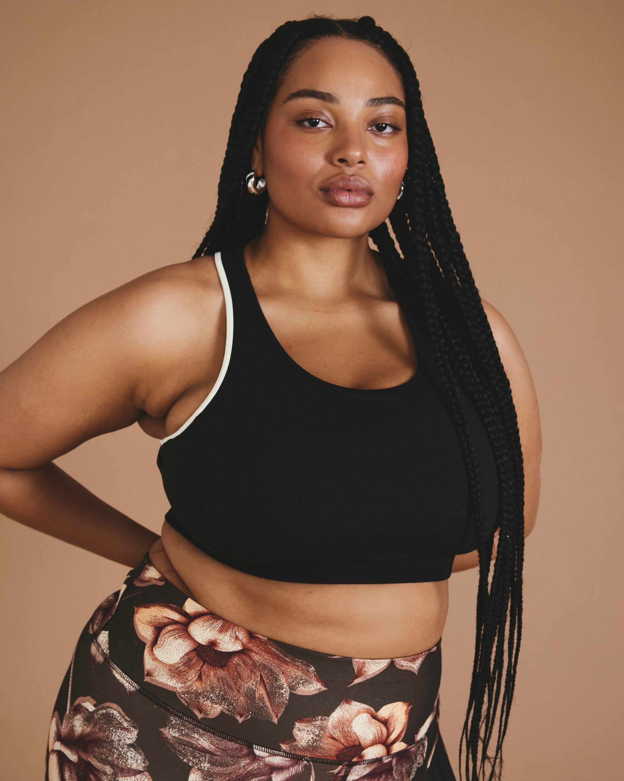 Next-to-Naked Racerback Sports Bra - Deep Brown/Dove Wing Trim | Plus Size & Straight Size Women's Fashion | Universal Standard