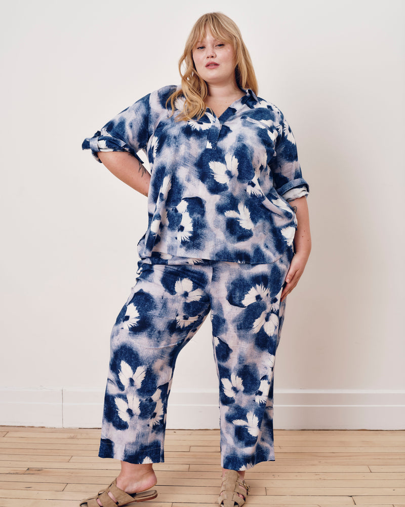 Iris Linen Easy Pull-On Pants - Blue Pressed Flower Print | Plus Size & Straight Size Women's Fashion | Universal Standard