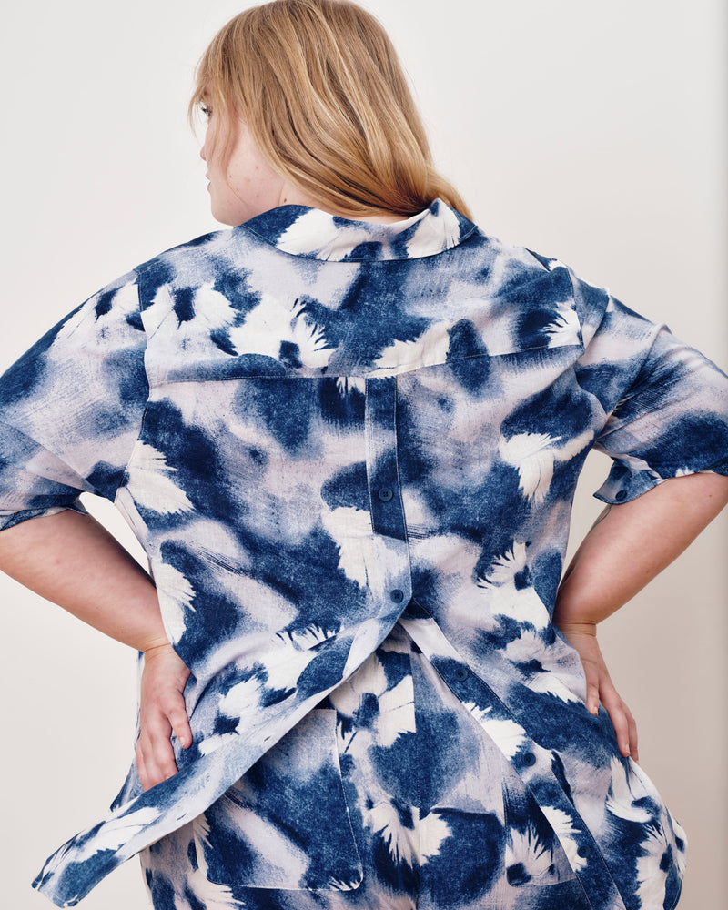 Button Back Linen Polo Shirt - Blue Pressed Flower Print | Plus Size & Straight Size Women's Fashion | Universal Standard