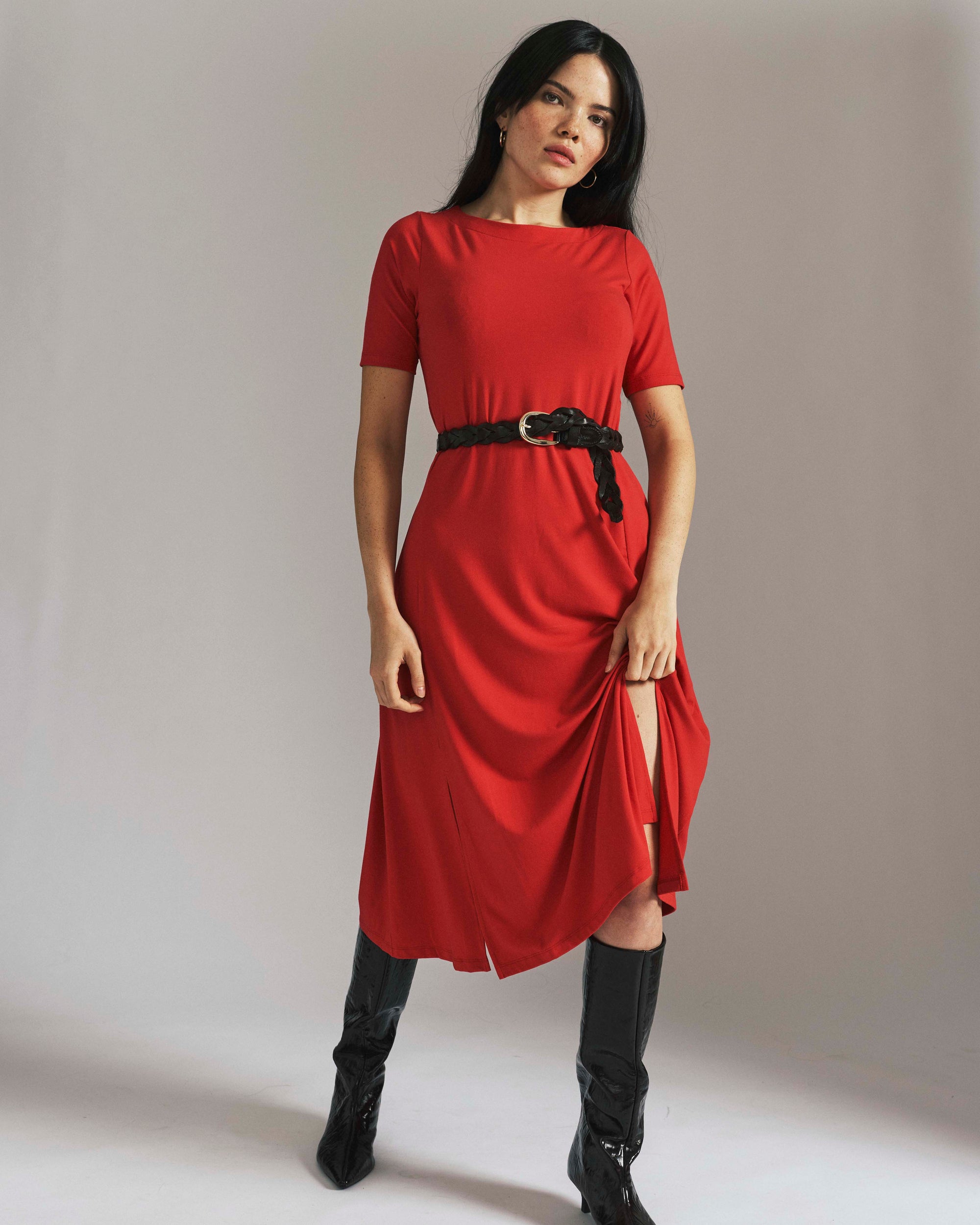 Serena Boatneck Divine Jersey Dress - Lipstick | Plus Size & Straight Size Women's Fashion | Universal Standard