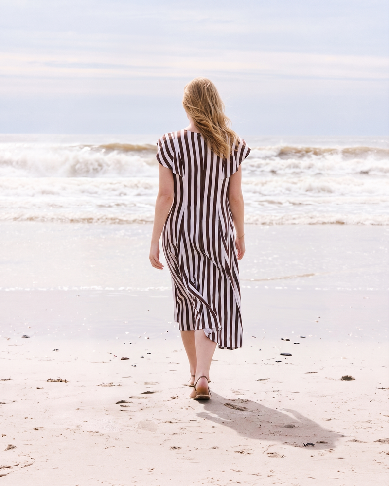 Victoria Linen Blend Dress - Peppercorn Stripe | Plus Size & Straight Size Women's Fashion | Universal Standard